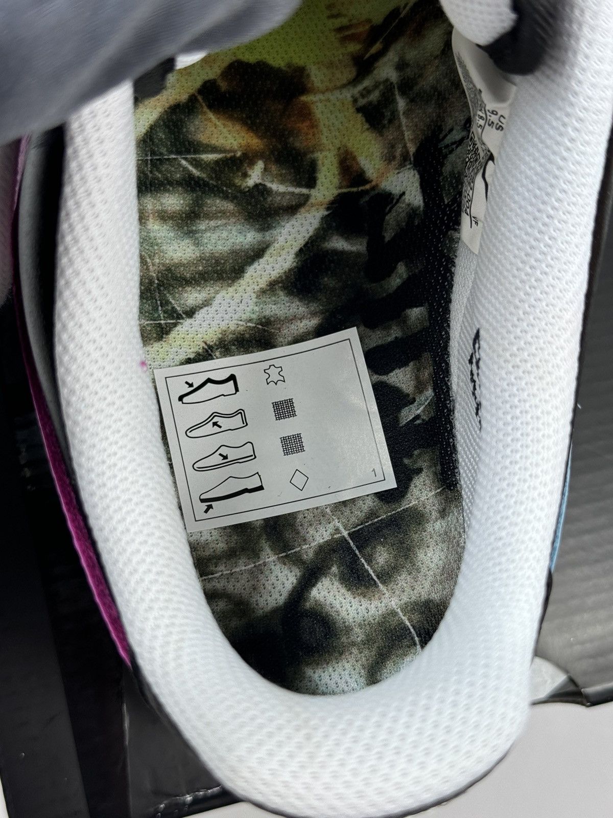 Nike AIR FORCE 1 ‘07 x PEACEMINUSONE G-DRAGON PARA NOISE SNEAKERS Size US 9.5 / EU 42-43 - 9 Thumbnail