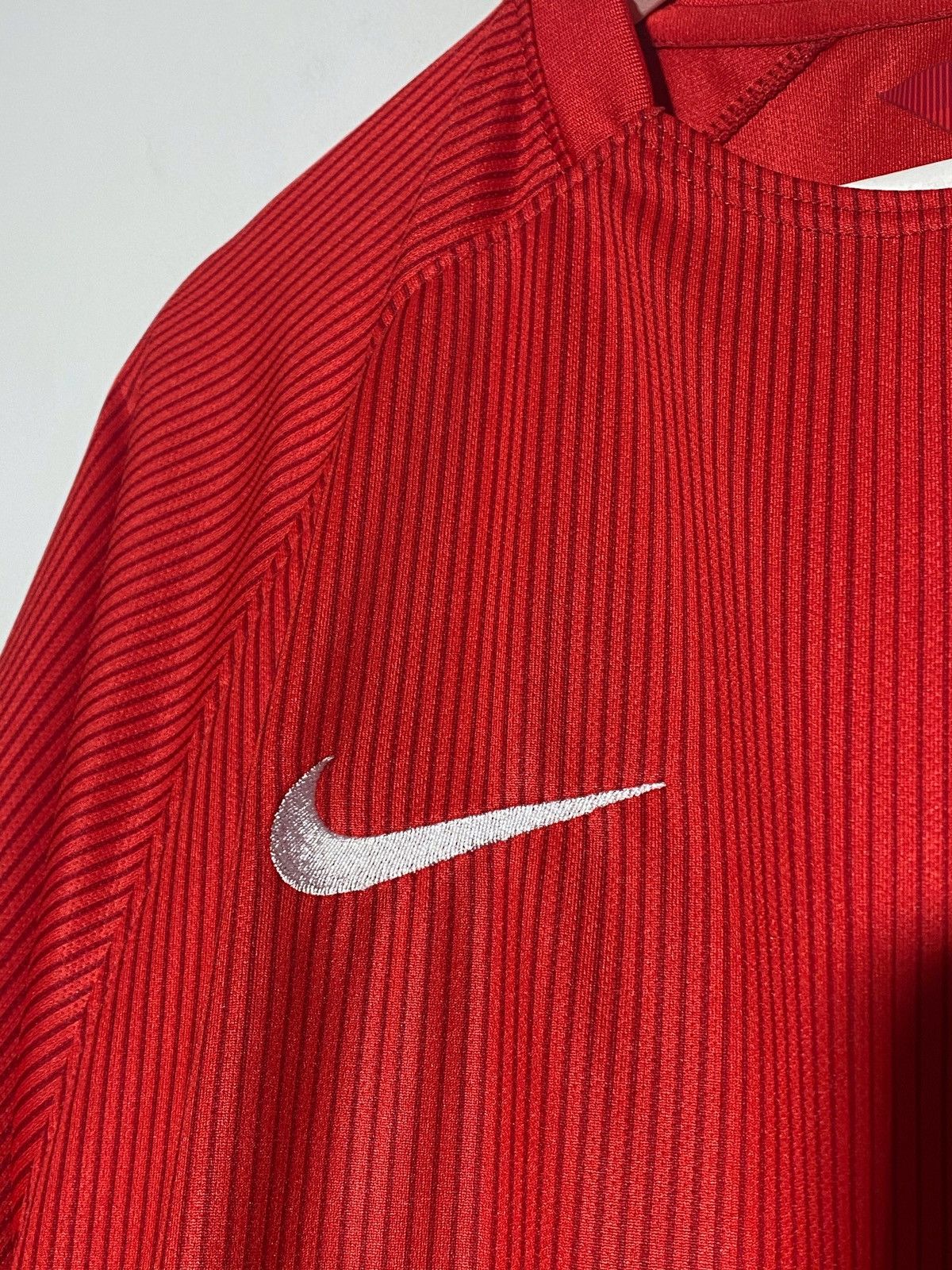 Nike Nike England National Team 2014 Away Football Shirt Size US XL / EU 56 / 4 - 5 Thumbnail