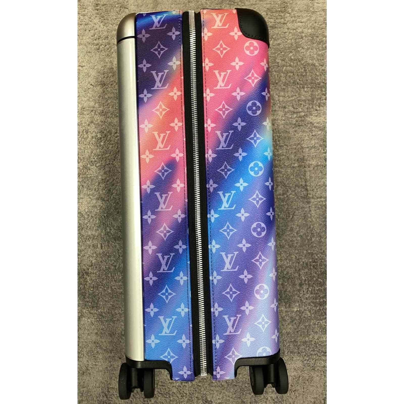 Louis Vuitton Louis Vuitton Horizon Cabin Rolling Luggage Travel Bag Size ONE SIZE - 6 Thumbnail