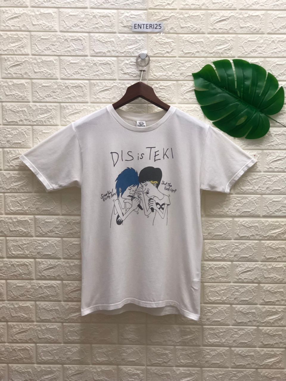 Vintage vintage Uver World Tee teki DIS IS TEKI PUNK Size US M / EU 48-50 / 2 - 1 Thumbnail
