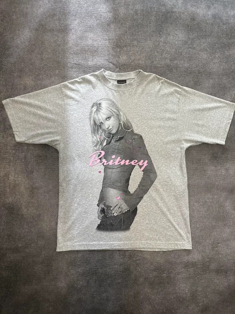 Balenciaga Balenciaga SeeNow Buy Now new rhinestone short sleeve T-sh Size US XS / EU 42 / 0 - 1 Thumbnail