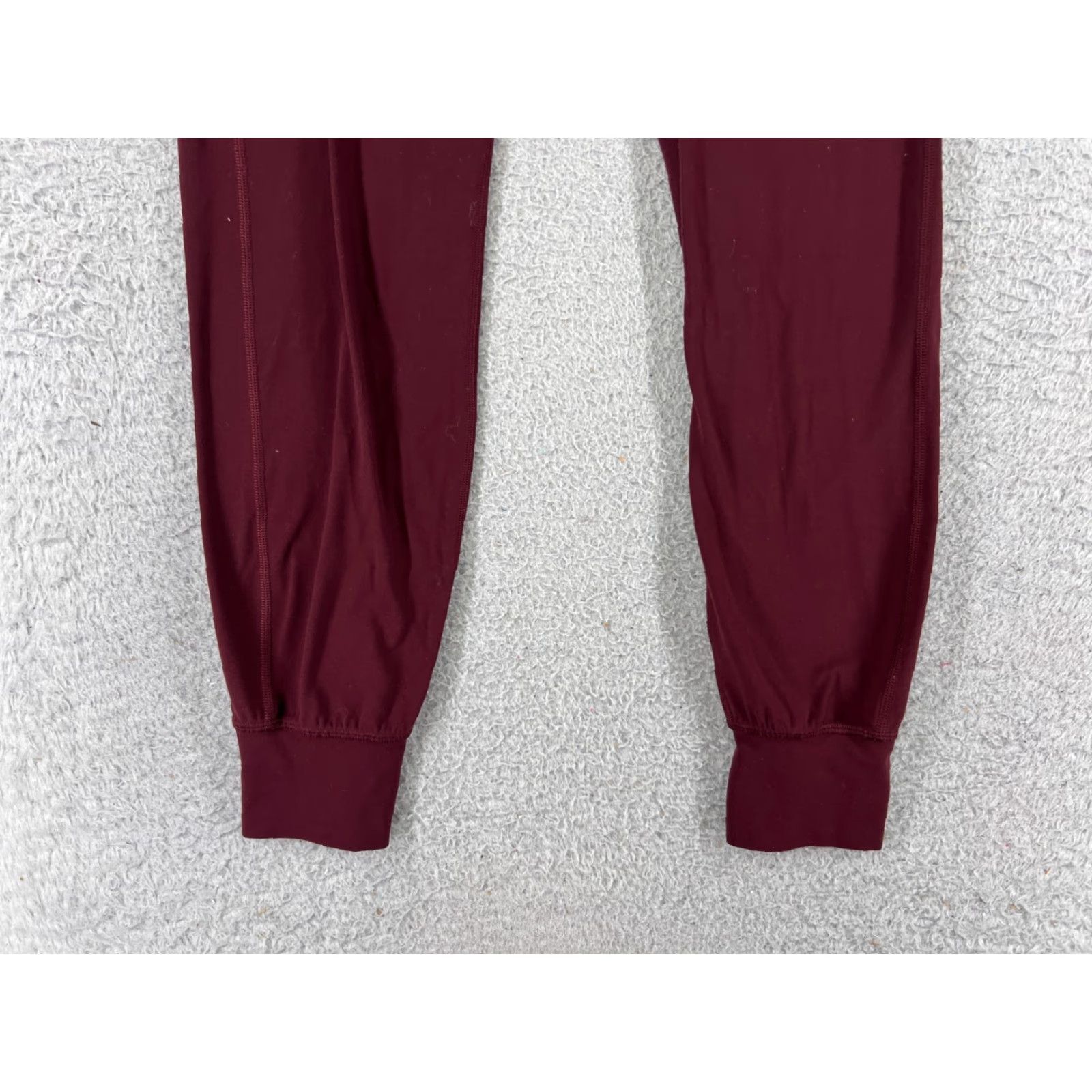 Lululemon Lululemon Align Jogger Pants Womens 0 Red Zip Pocket Athletic Yoga Wearing Size 25" / US 0 / IT 36 - 2 Thumbnail