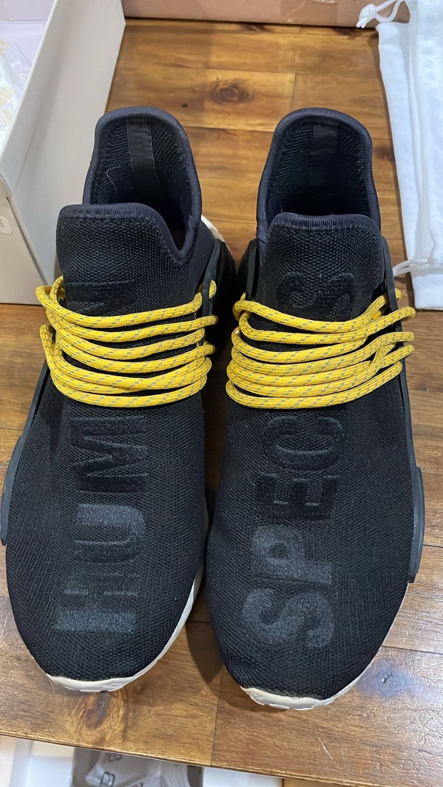 Adidas adidas NMD HU Pharrell Human Species Black Size US 9 / EU 42 - 5 Thumbnail