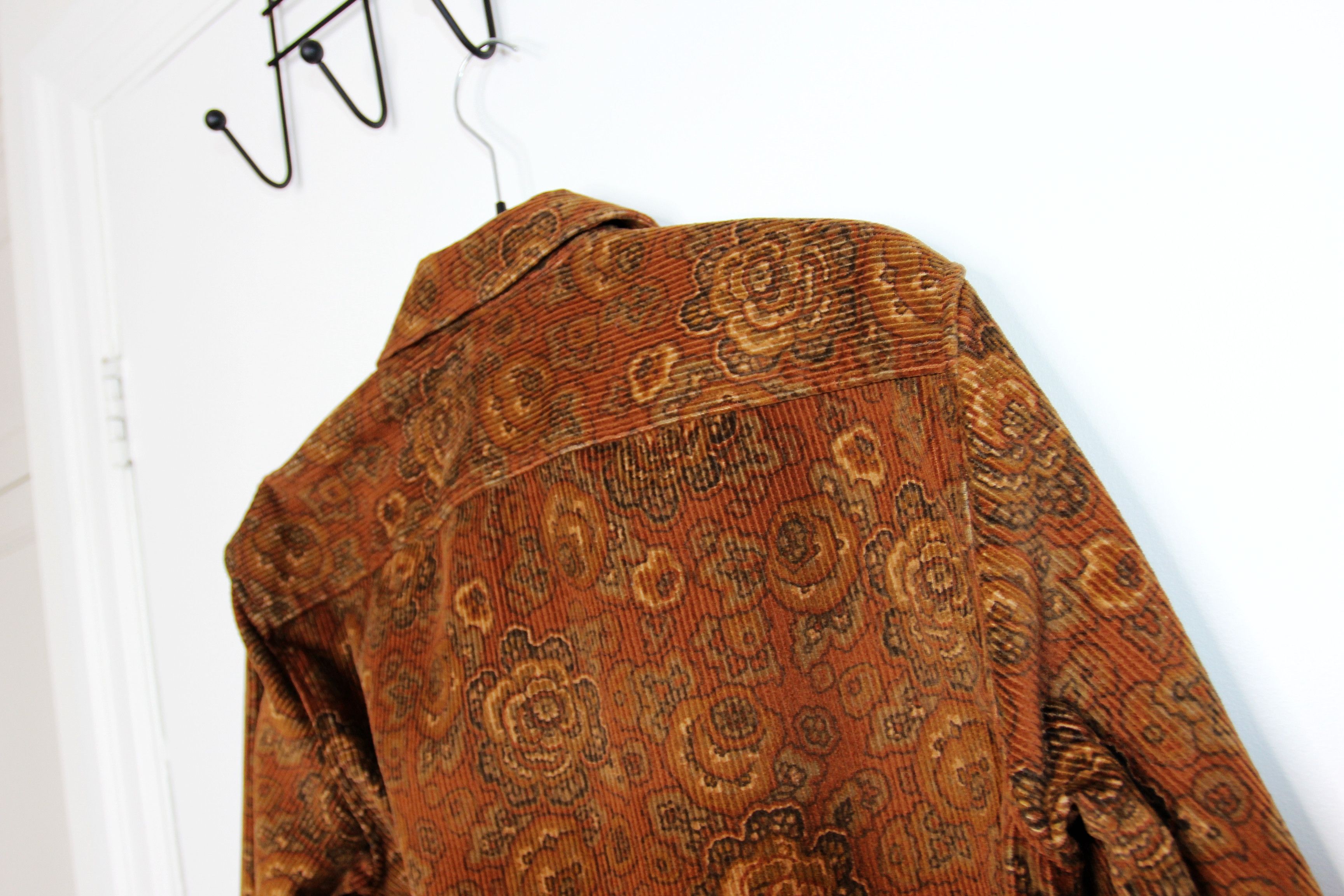 Outclass BNWT AW25 OUTCLASS BRONZE PRINTED CORDUROY CLUB SHIRT S Size US S / EU 44-46 / 1 - 6 Thumbnail