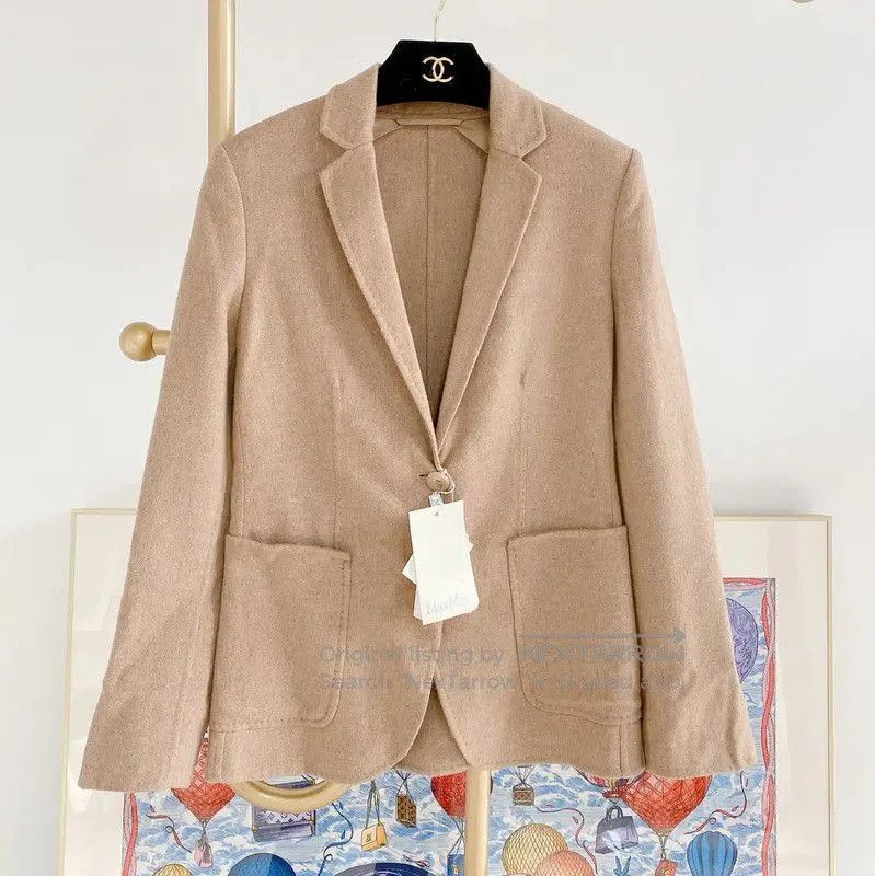 Max Mara MaxMara Khaki Women's Spring Jacket . Size M / US 6-8 / IT 42-44 - 1 Thumbnail