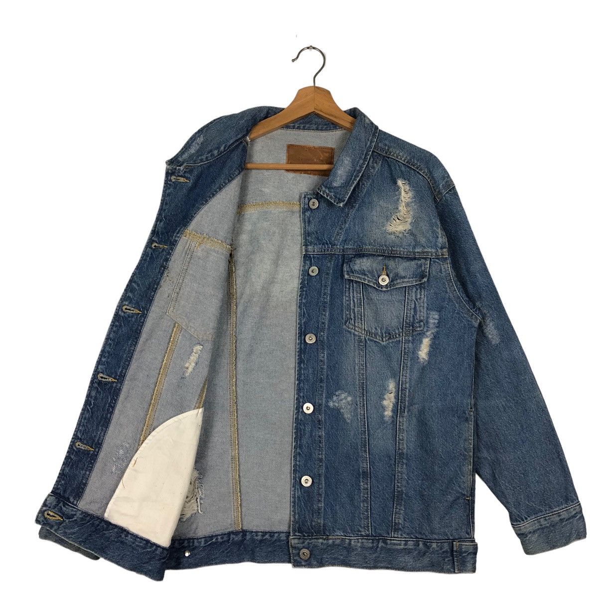 Japanese Brand 🔥Distressed Denim Trucker Jacket Pageboy Japan Made Size US M / EU 48-50 / 2 - 9 Thumbnail