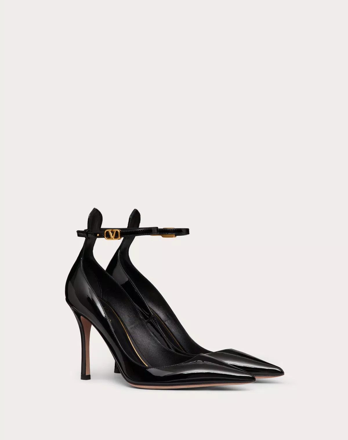 Valentino o1s1wg110426 Tan-Go Patent Leather 100mm Pumps in Black Size US 11 / IT 41 - 2 Thumbnail