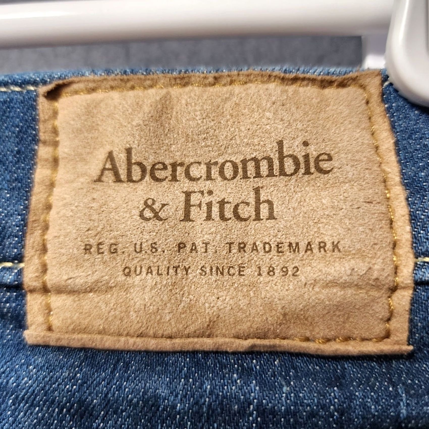 Abercrombie & Fitch Abercrombie & Fitch Jeans Mens 29x29 Blue Skinny Stretch Tagged 30x30 Denim Cotton Blend 5-Pocket Zip Closure Mens Jeans Size US 29 - 4 Thumbnail