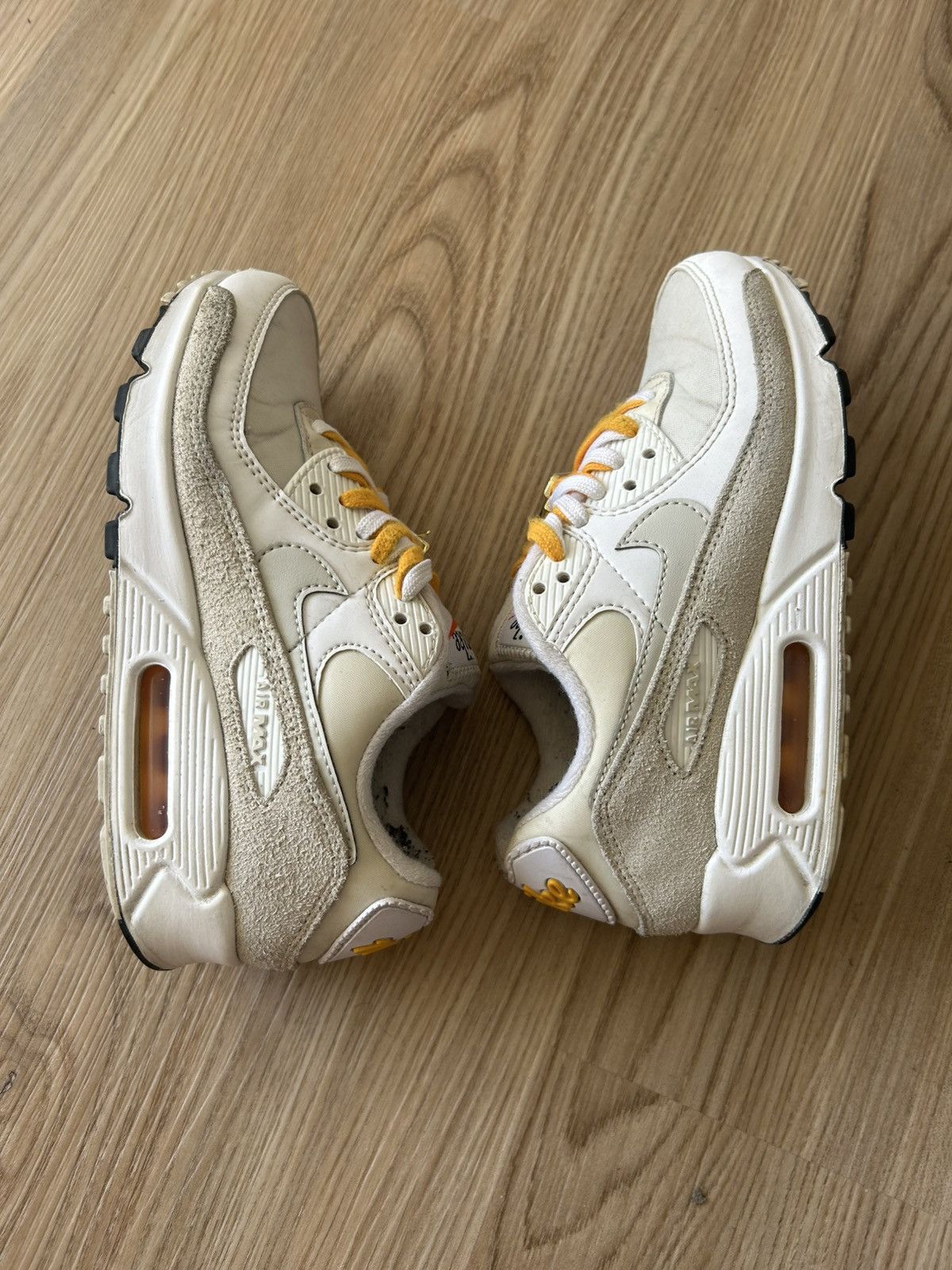 Nike Nike Airmax 90 Gold Emblem Size US 5 / IT 35 - 6 Thumbnail
