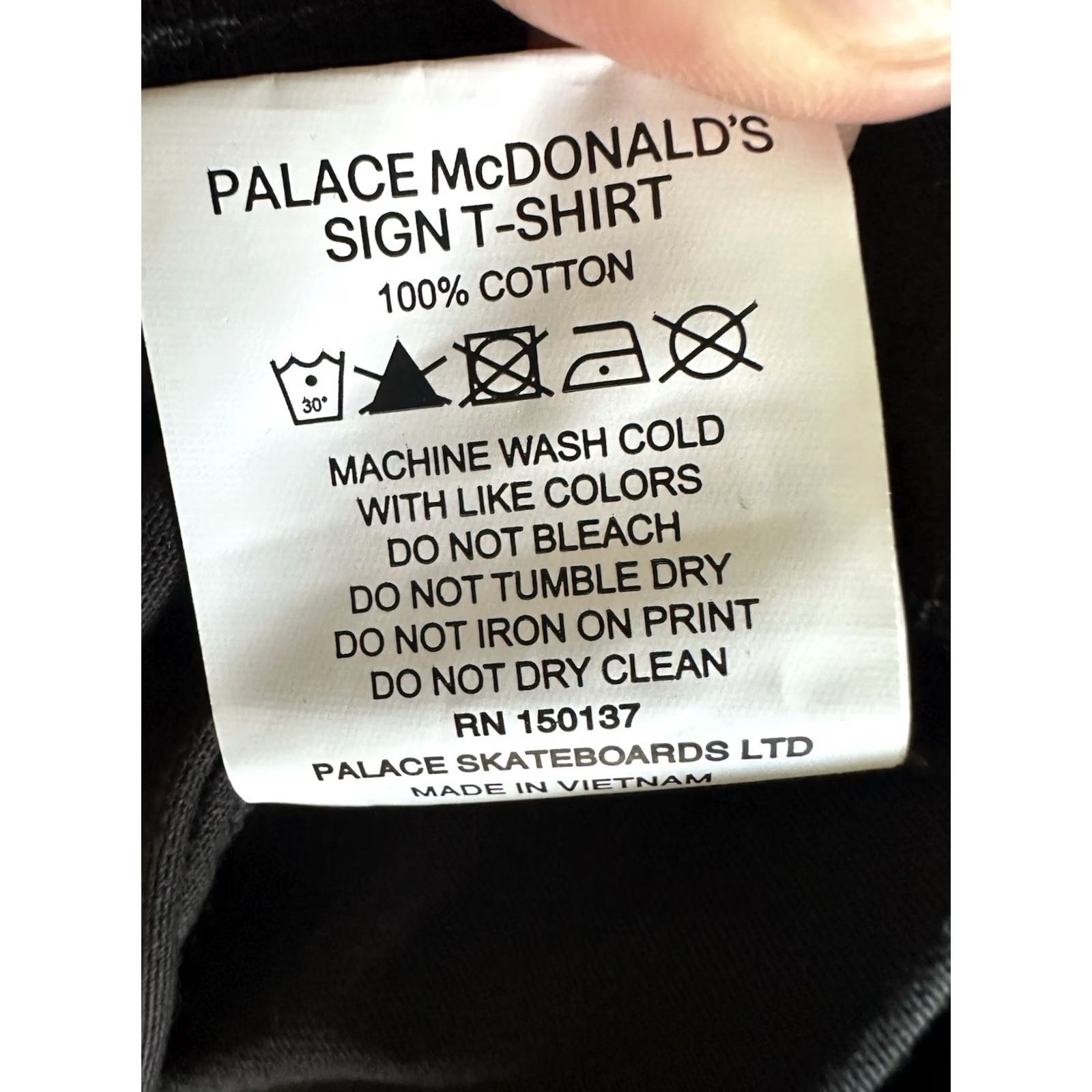 Palace PALACE SKATEBOARDS X MCDONALDS SIGN Tee BLK Crew Neck Short Sleeve S Graphic Print Men 19.25” Chest 28.25” Length Limited Edition Vintage No New Size US S / EU 44-46 / 1 - 7 Thumbnail