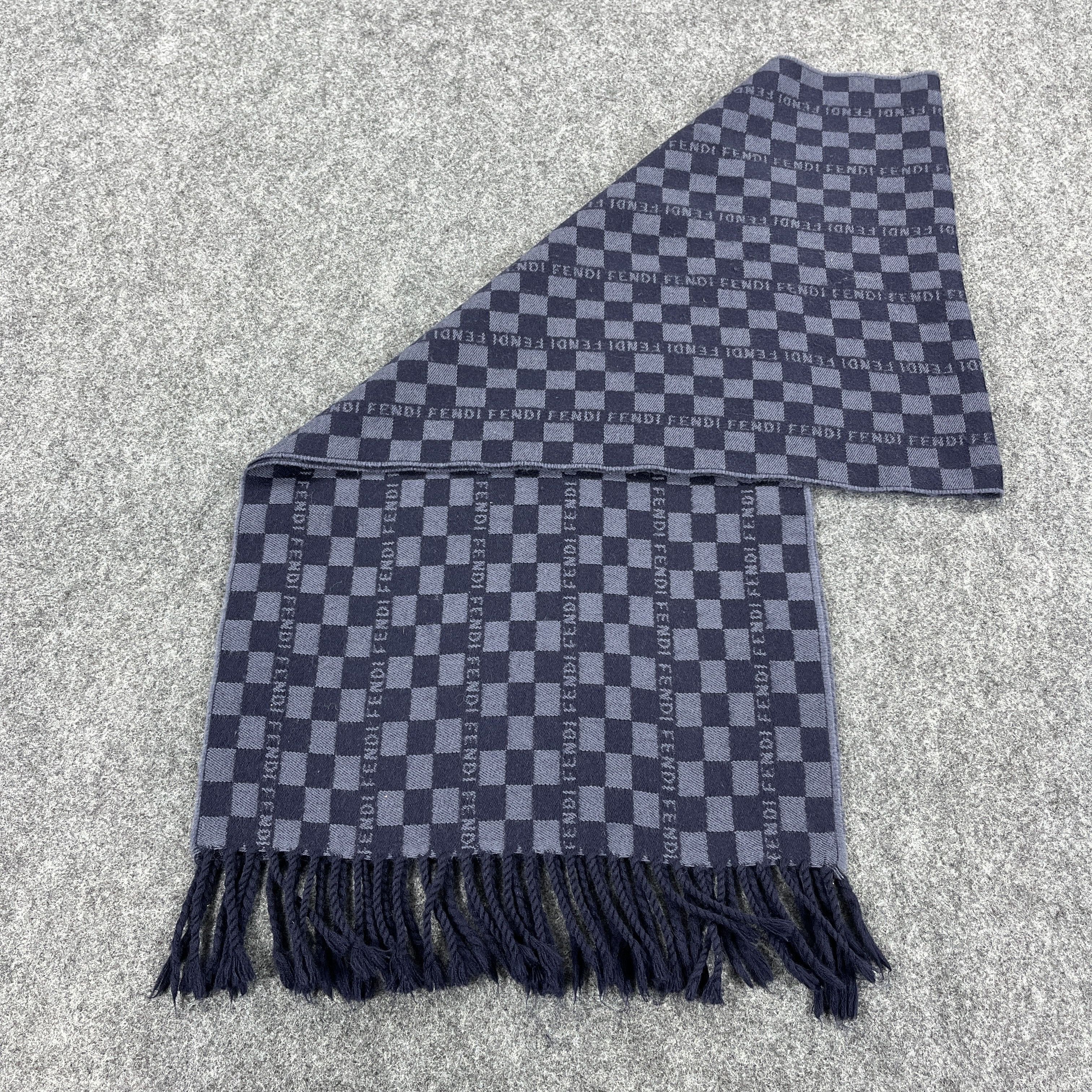Fendi Fendi Scarf / Muffler / Neckwear T1341 Size ONE SIZE - 3 Thumbnail