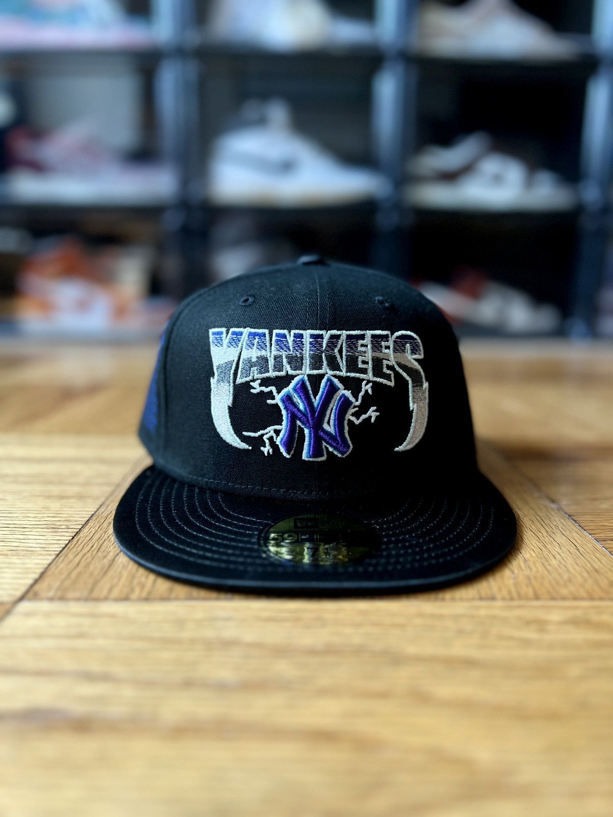 MLB 71/8 MyFitteds Metallica NY Yankees Lightning 2.0 Satin Brim Size ONE SIZE - 1 Thumbnail