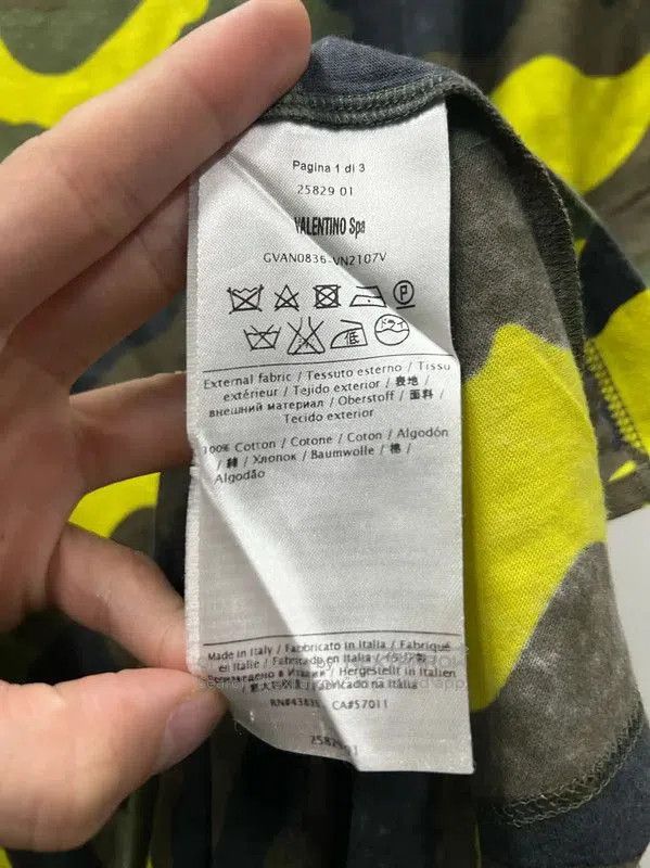Valentino Valentino Camouflage Yellow Cotton T-Shirt . Size US XL / EU 56 / 4 - 4 Thumbnail