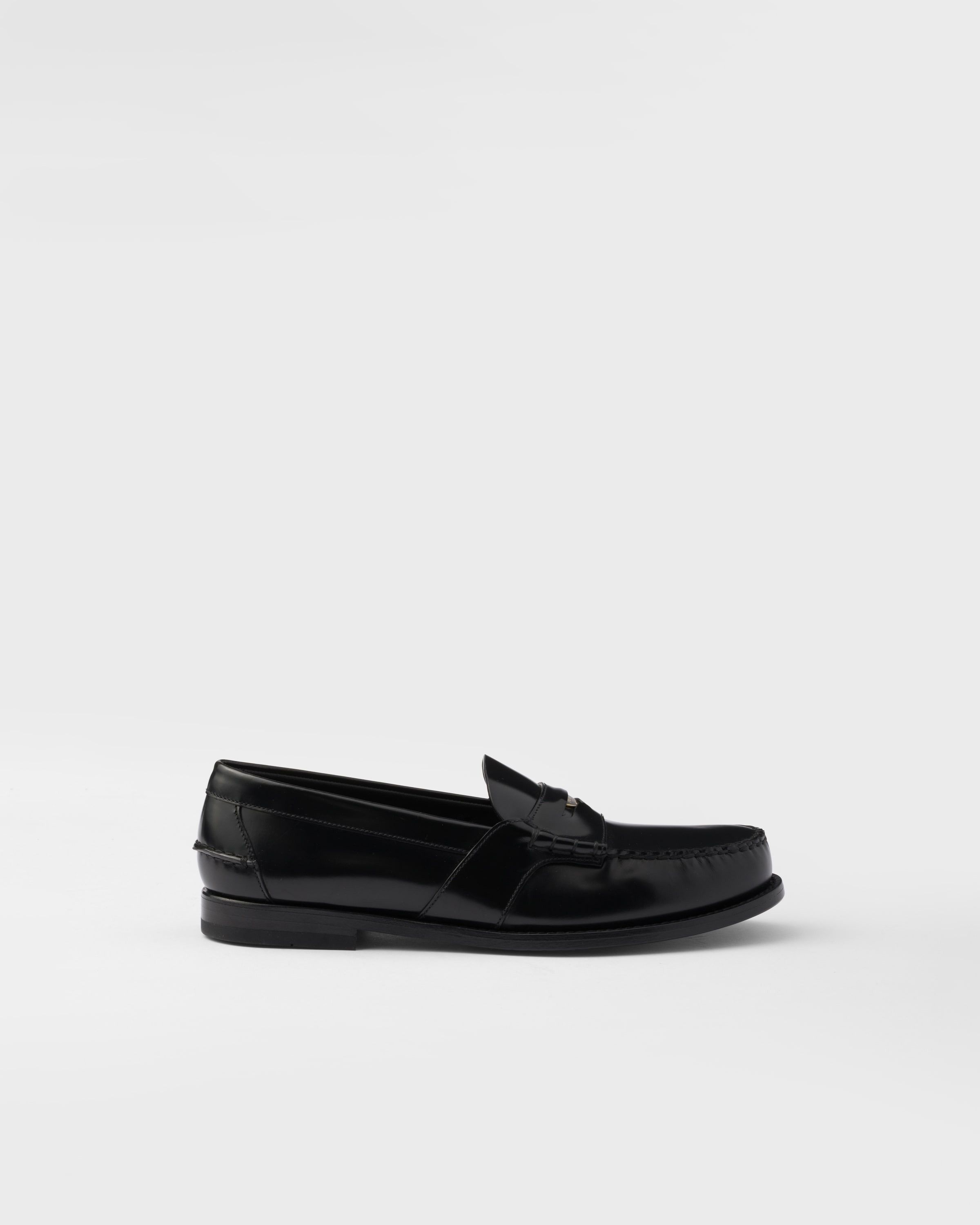 Prada o1bcso1str1025 Spazzolato Brushed Leather Loafers in Black Size US 9 / EU 42 - 2 Thumbnail