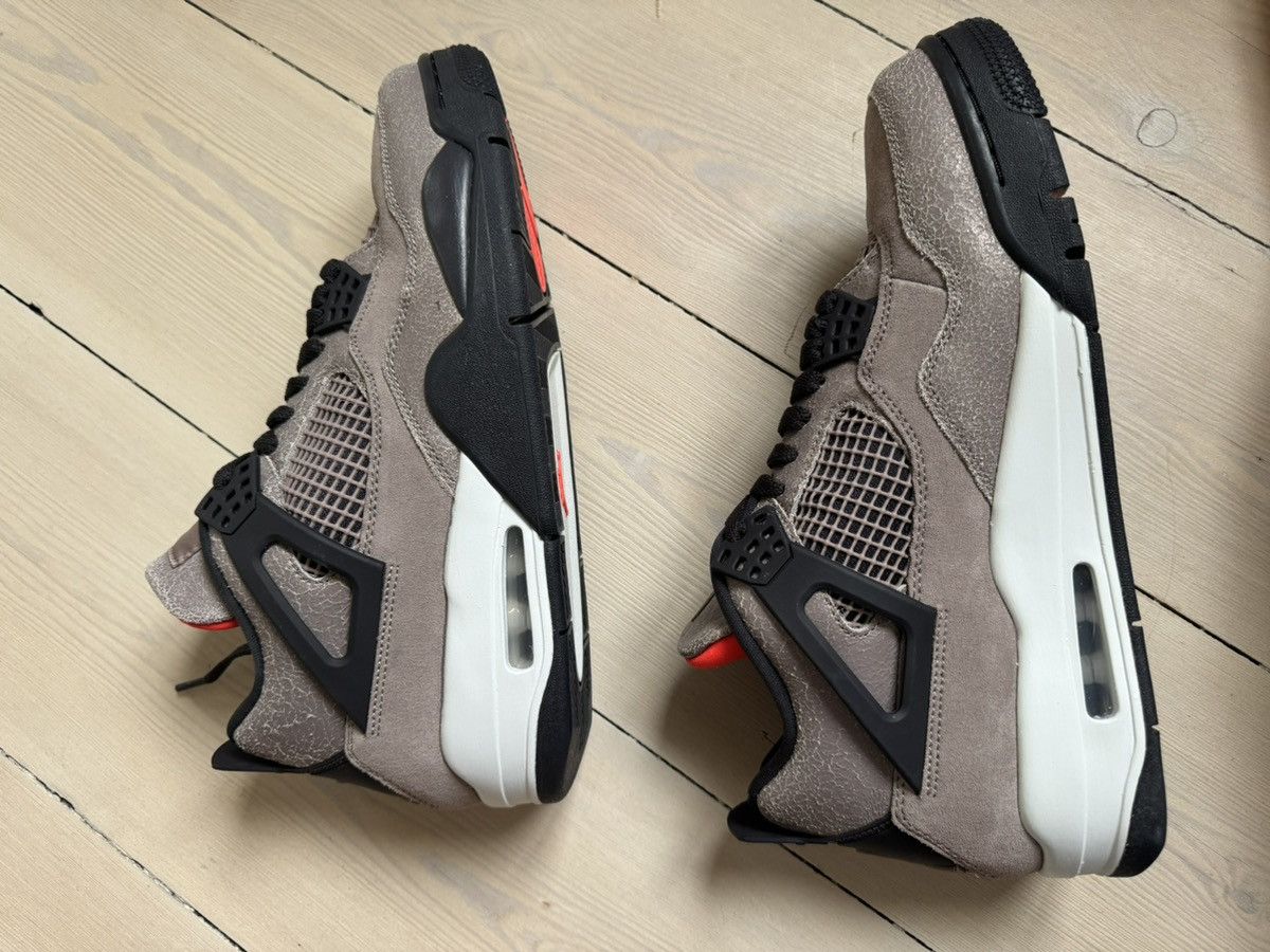 Nike Jordan 4 retro taupe Haze Size US 10 / EU 43 - 9 Thumbnail