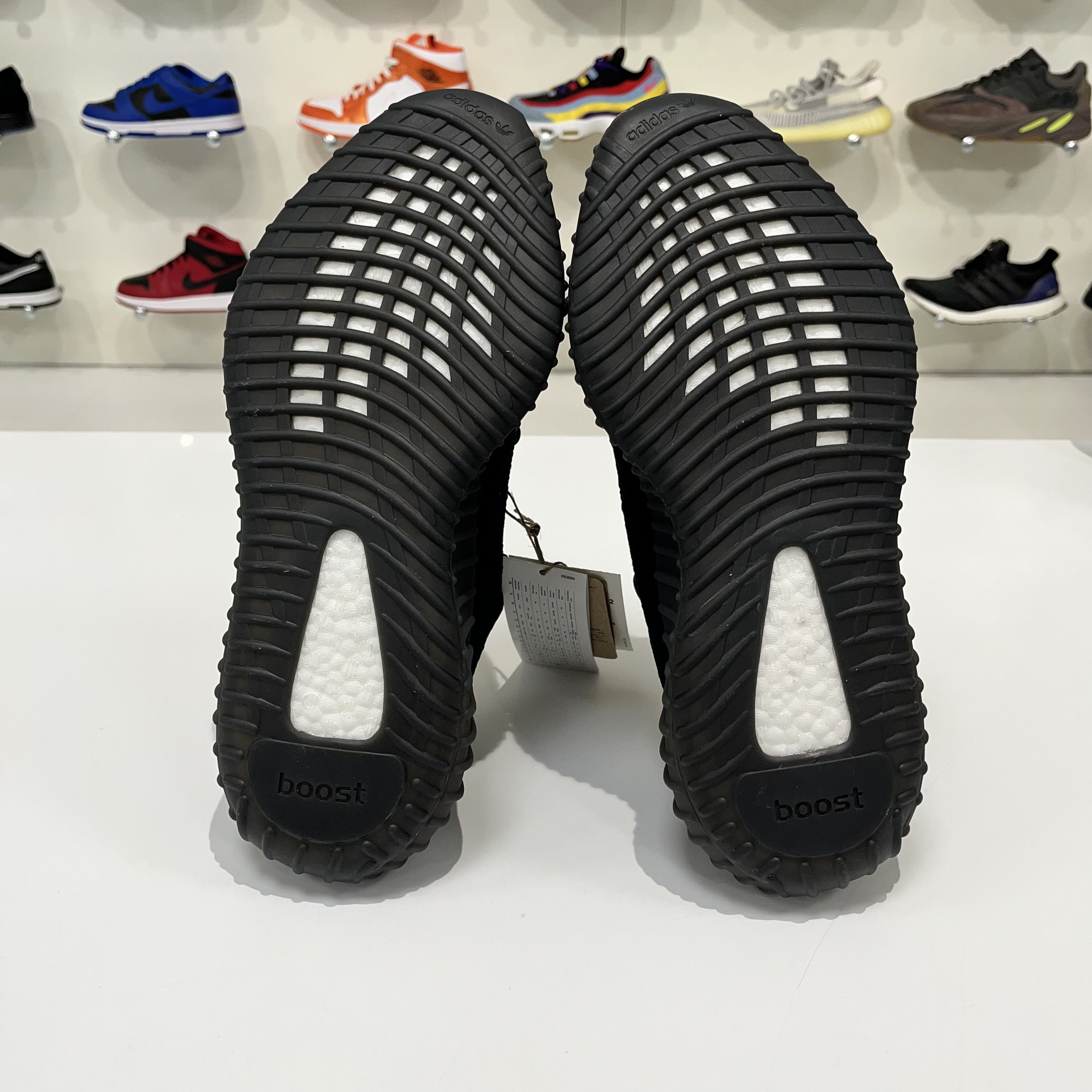 Adidas Adidas Yeezy Boost 350 V2 Dazzling Blue Size US 9.5 / EU 42-43 - 11 Thumbnail
