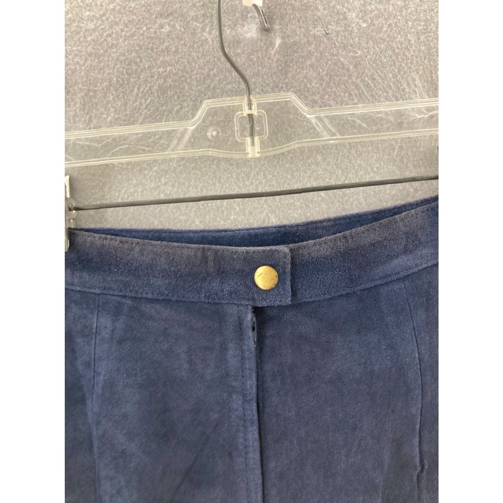 Vintage VINTAGE Rock Creek Suede Leather Skirt Womens 6 Knee Length A-Line Blue 100% Genuine Leather Skirt Rock Womens Size 28" / US 6 / IT 42 - 7 Thumbnail