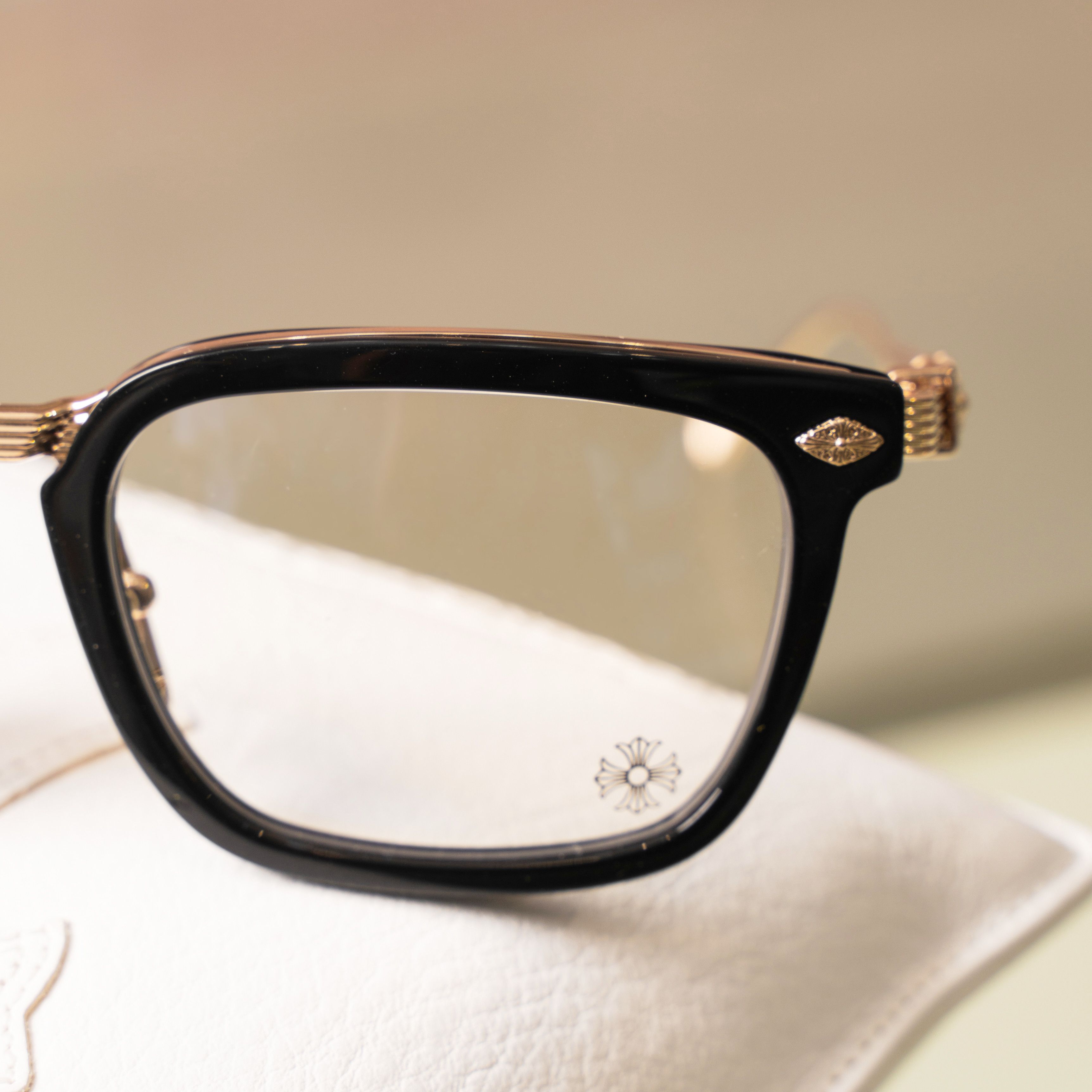 Chrome Hearts CHROME HEARTS OVERPOKED BLACK PLASTIC/GOLD PLATED Size ONE SIZE - 5 Thumbnail