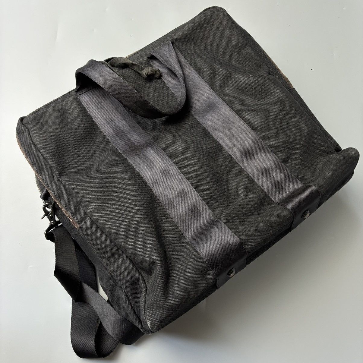 Japanese Brand GRA_CHIC MILITARY TOTE BAG TETRA by Yoshinari Kakazu LEQUIO Size ONE SIZE - 3 Thumbnail
