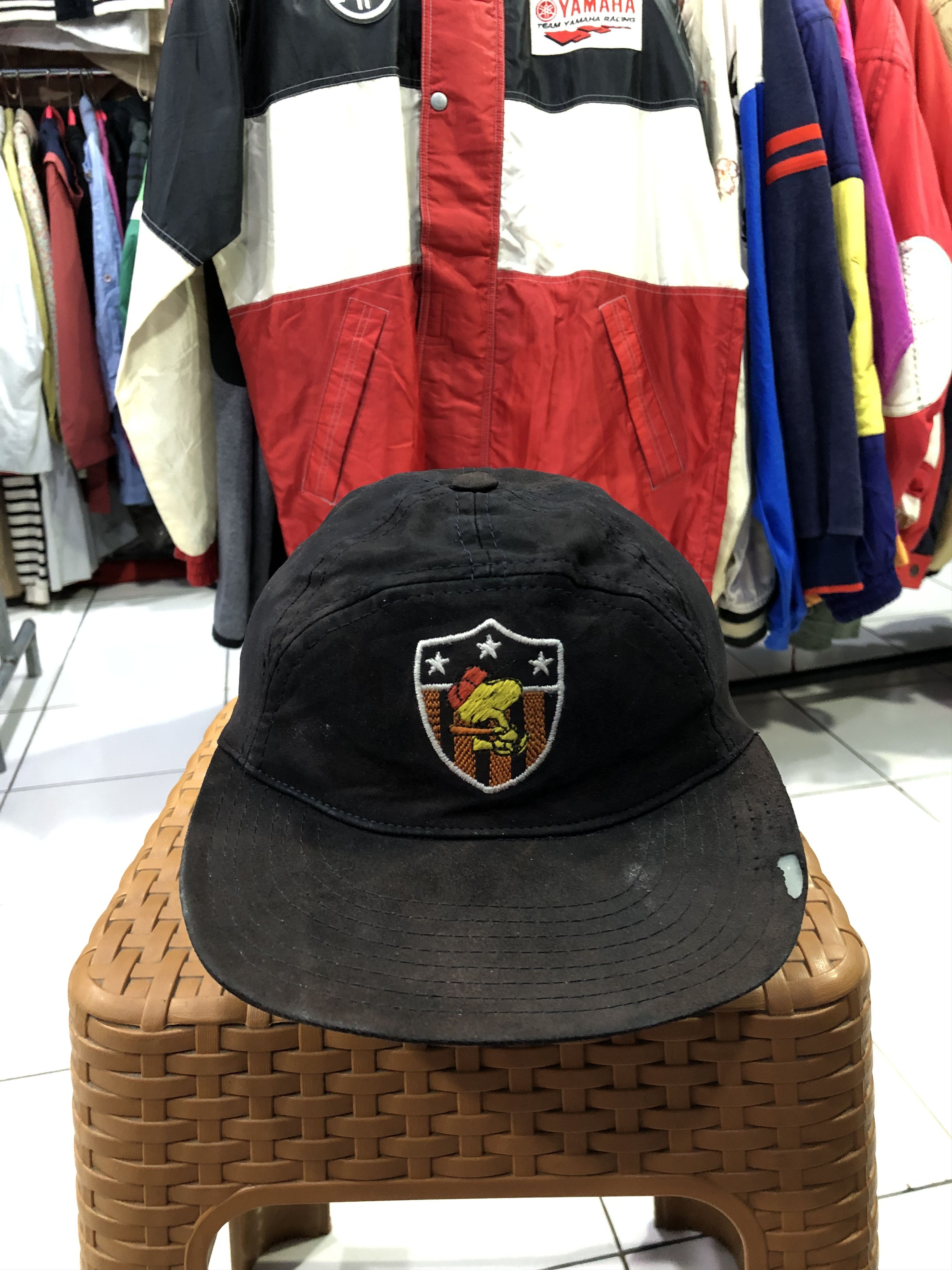 Disney × Iceberg × Vintage Vintage iceberg suede leather cap Size ONE SIZE - 1 Thumbnail