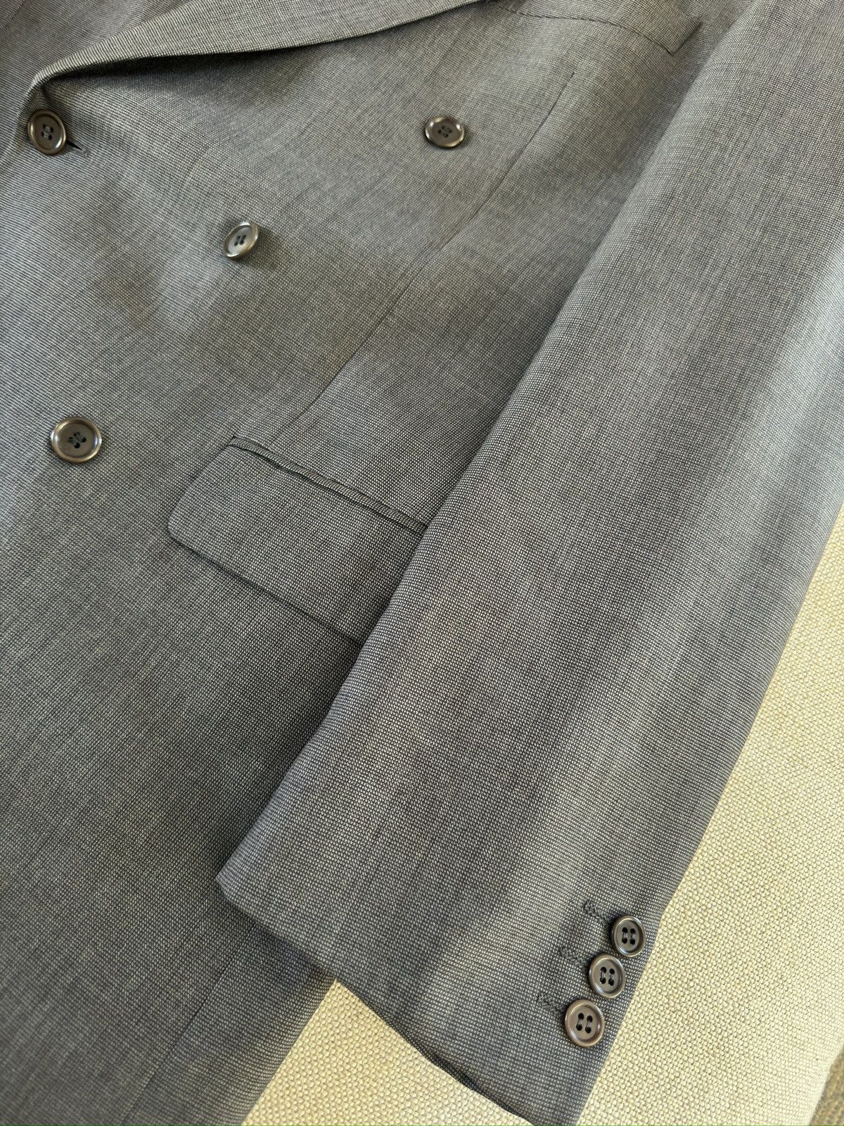 Bergdorf Goodman × Valentino Valentino Made In Italy DB Peak Lapel Wool Suit in Grey 40L Size 40L - 10 Thumbnail