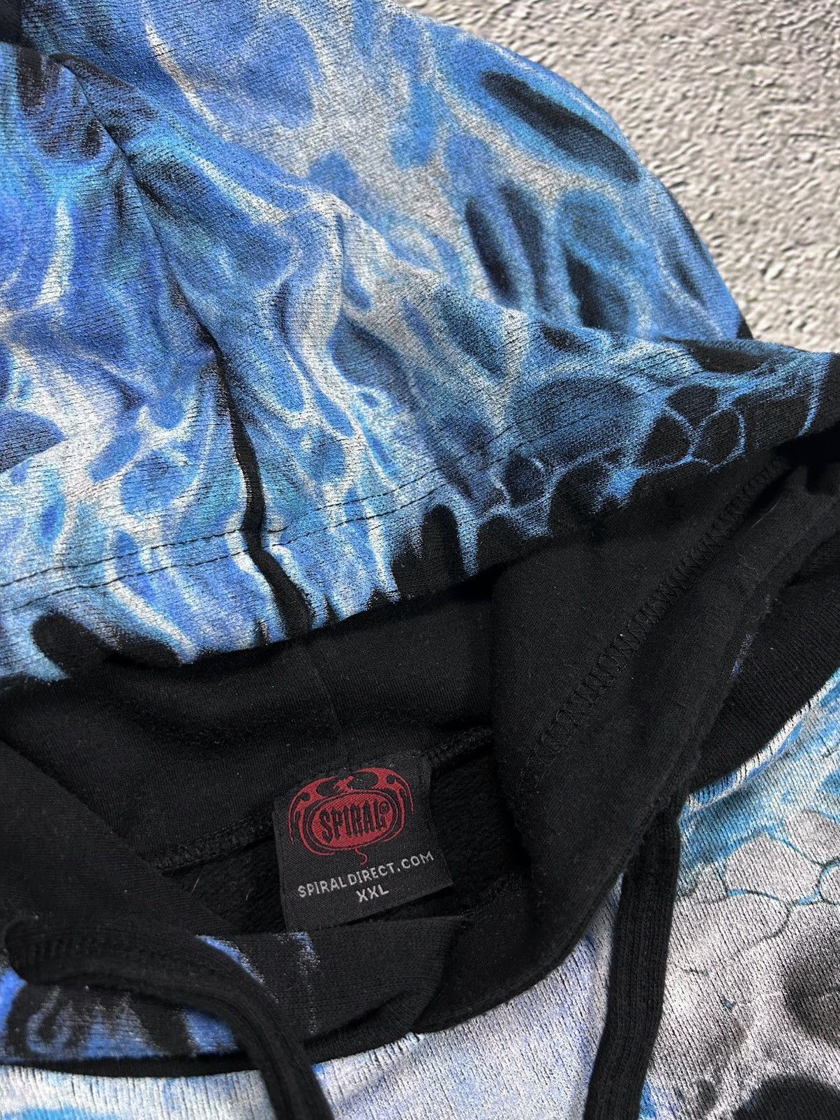Vintage Vintage Y2K skulls flames fullprint black blue hoodie Size US XXL / EU 58 / 5 - 5 Thumbnail