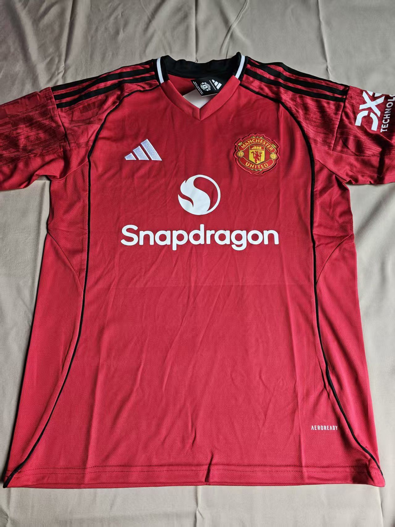 Other 2025 2026 Manchester United Jersey Home Size US S / EU 44-46 / 1 - 1 Thumbnail