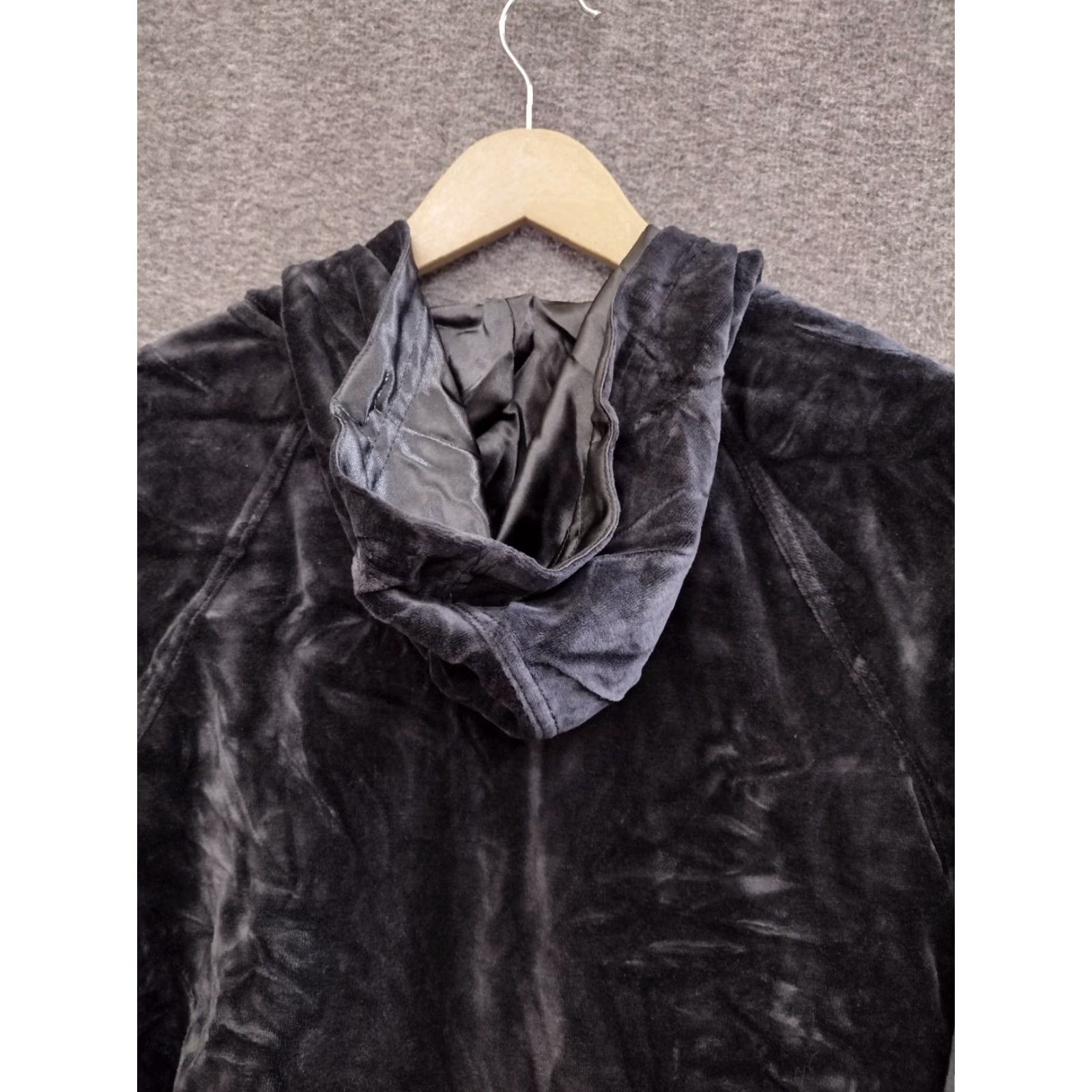 Velour N.Y.L. New York Laundry Velour Full Zip Sweatshirt Women’s Long Sleeve Hoodie PL Black Velour Full Zip Pockets 90s Modern Womens Size L / US 10 / IT 46 - 2 Thumbnail