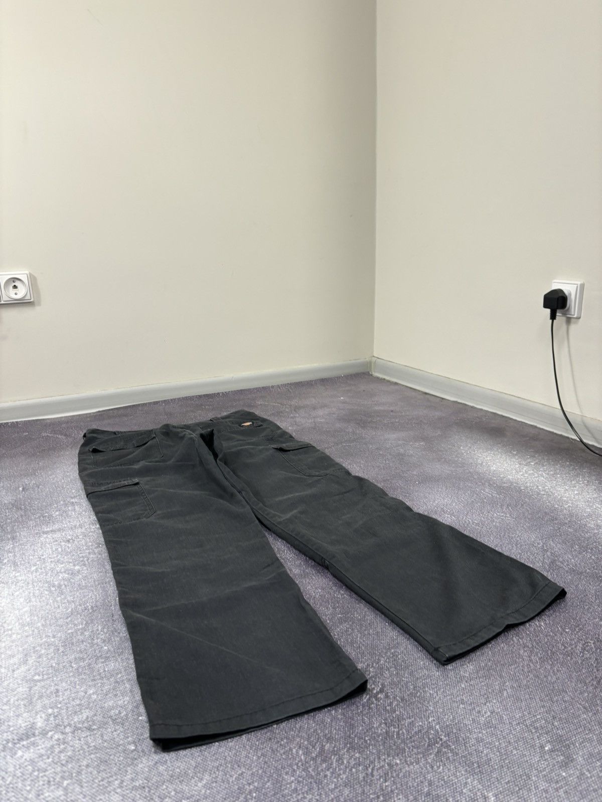 Dickies Vintage Dickies Black Work Y2K Hype Baggy Cargo Pants Size US 34 / EU 50 - 10 Thumbnail