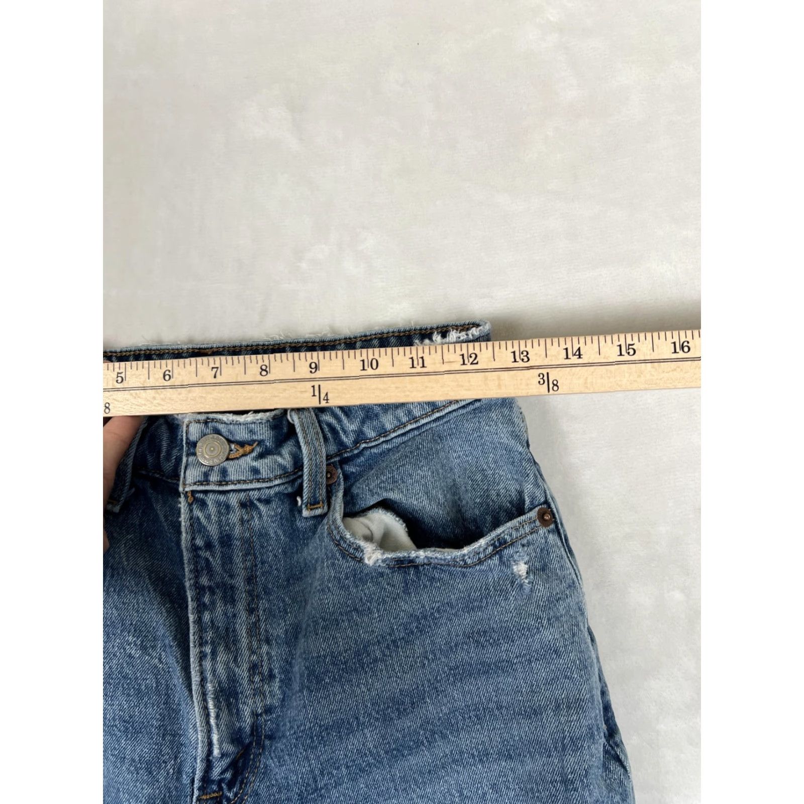 Abercrombie & Fitch Abercrombie & Fitch High Rise Mom Jeans Womens 26 Distressed Blue 5-Pocket Curve Love Jeans Size 26" / US 2 / IT 38 - 7 Thumbnail