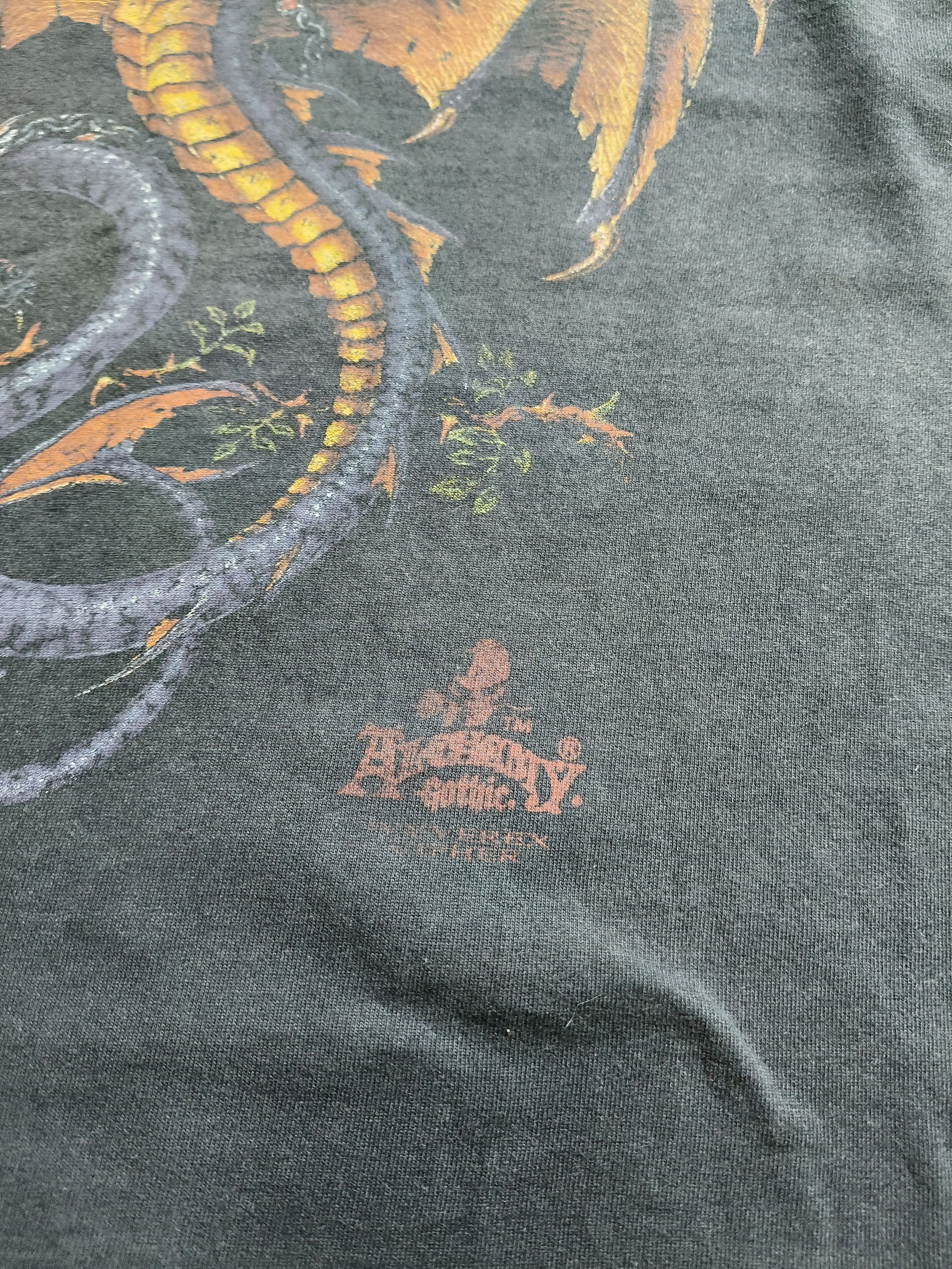 Vintage Vintage Alchemy Gothic Dragon T-Shirt Y2K 90s Size L Size US L / EU 52-54 / 3 - 4 Thumbnail