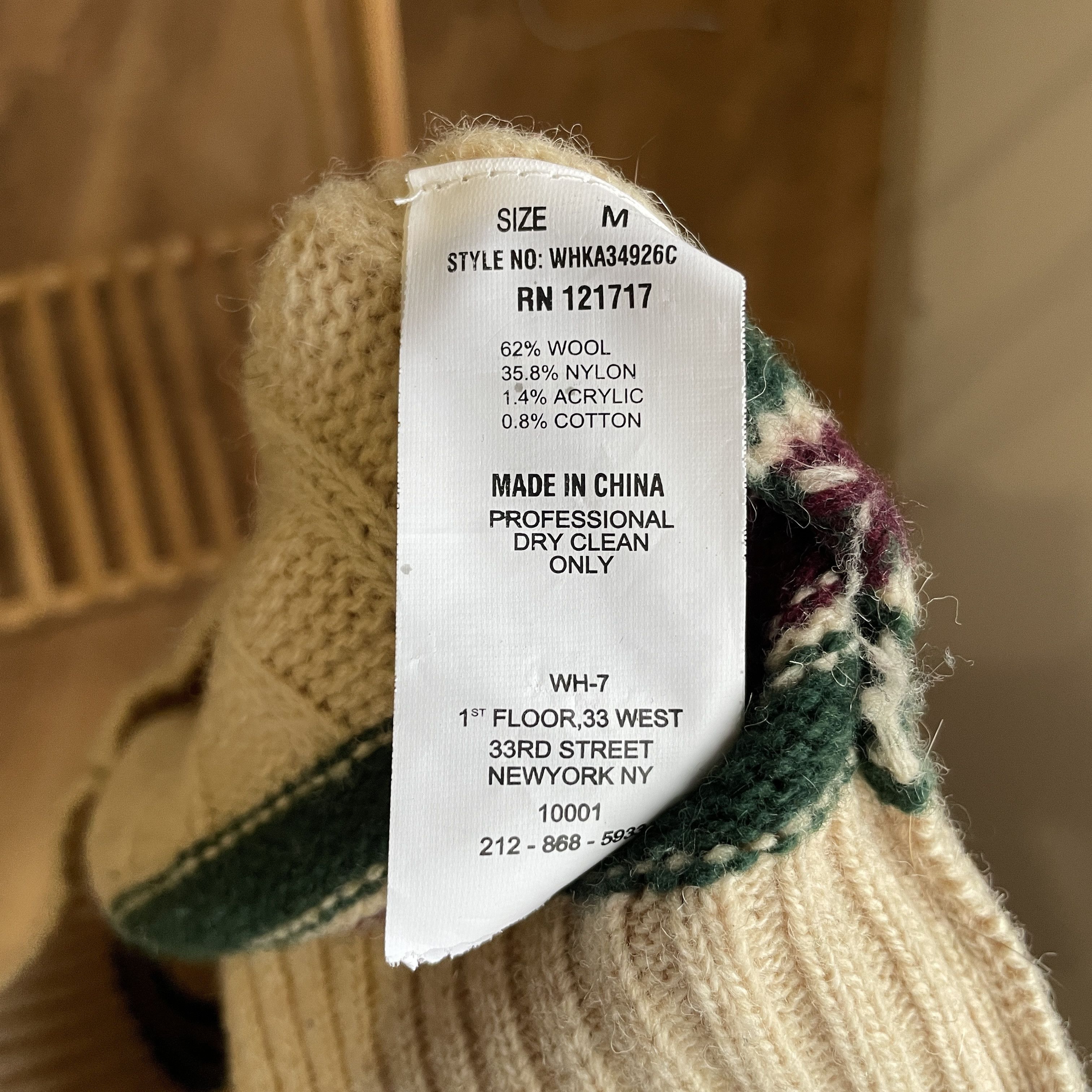 Who A.U. Who A.U. California Dream Cable Knit V-Neck College Sweater Size US M / EU 48-50 / 2 - 7 Thumbnail