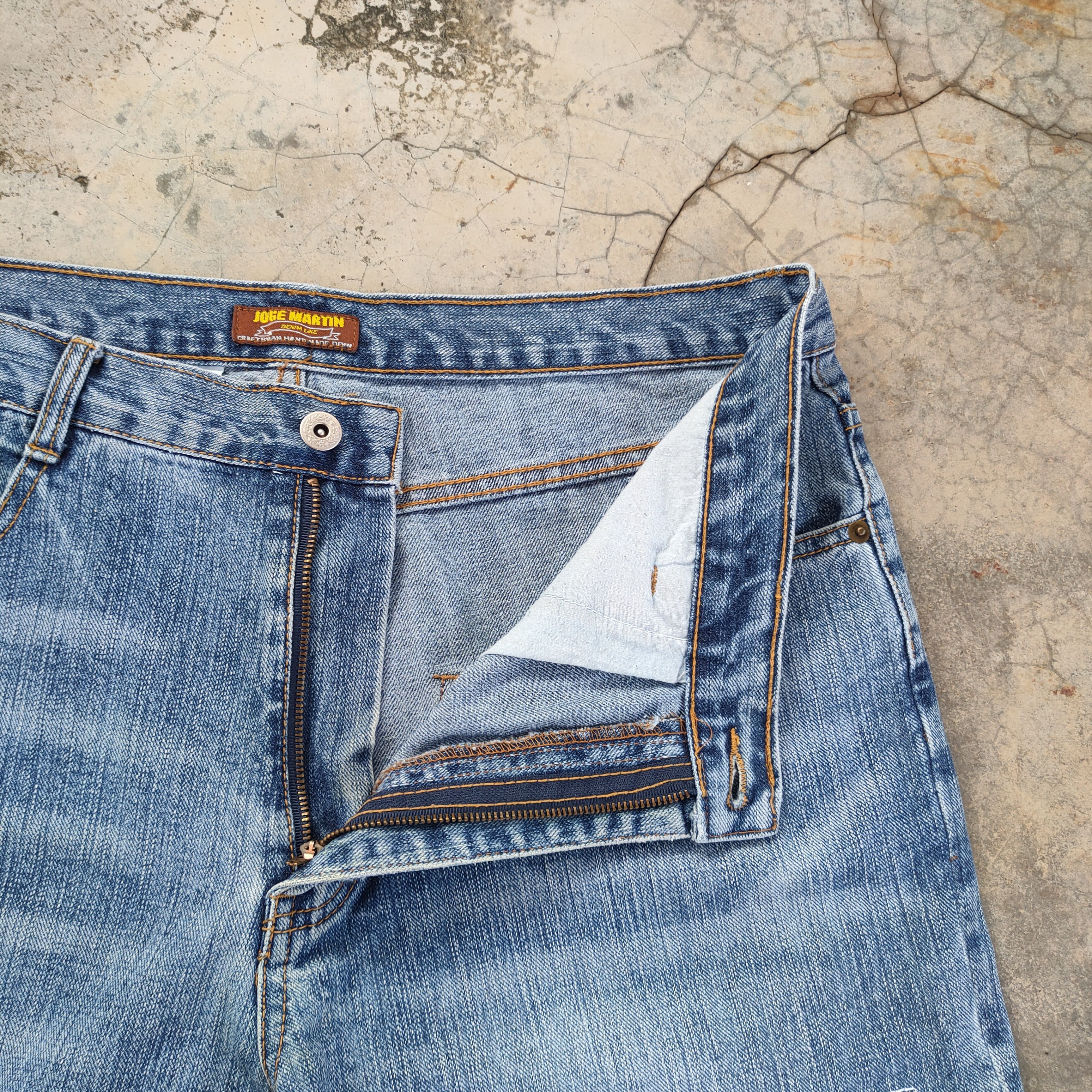 Japanese Brand VINTAGE JOHN MARTIN DISTRESSED FADED JEANS PANTS Size US 35 - 6 Thumbnail