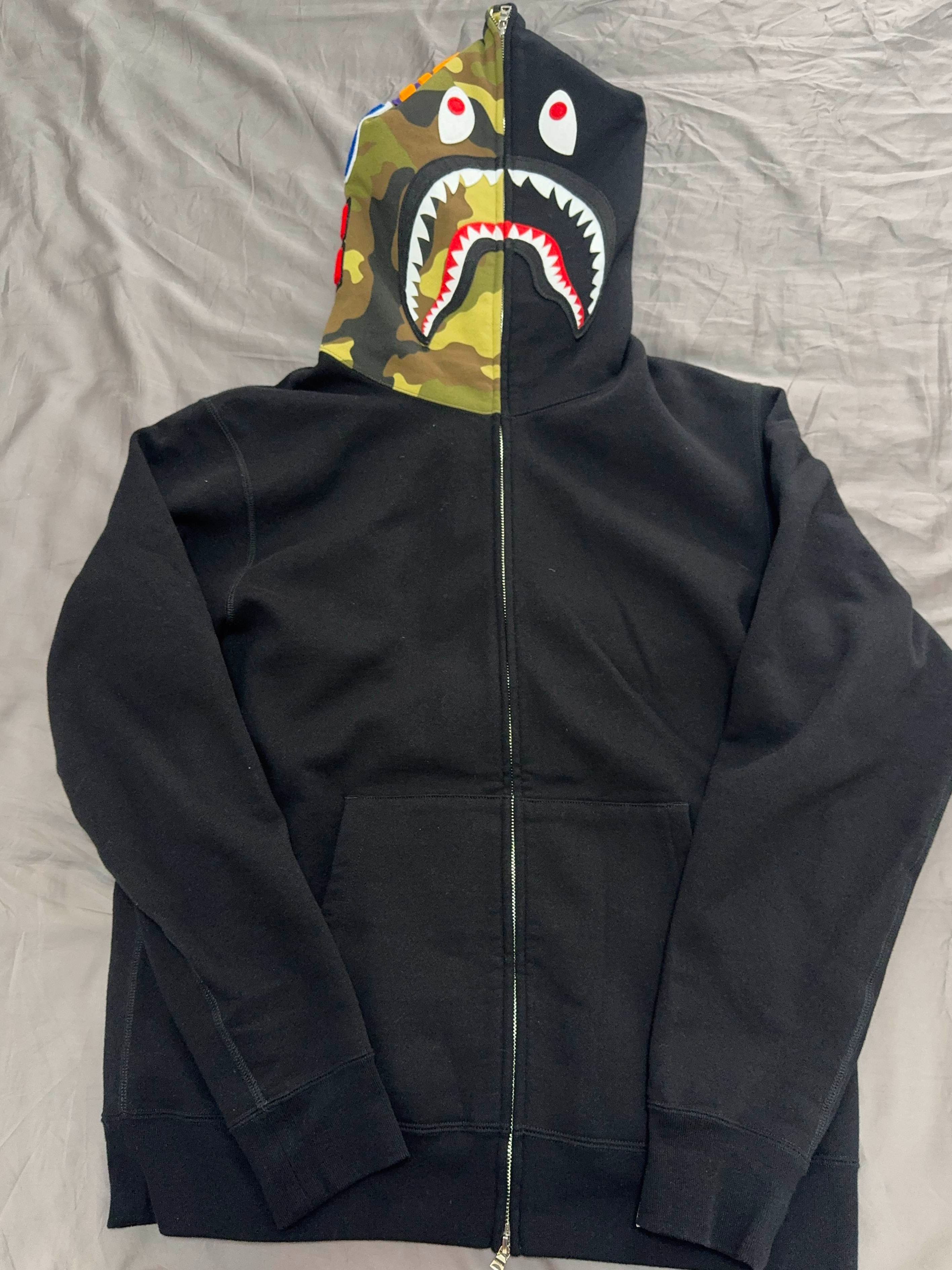 Bape A BATHING APE Shark Hoodie Size XL Size US XL / EU 56 / 4 - 1 Thumbnail