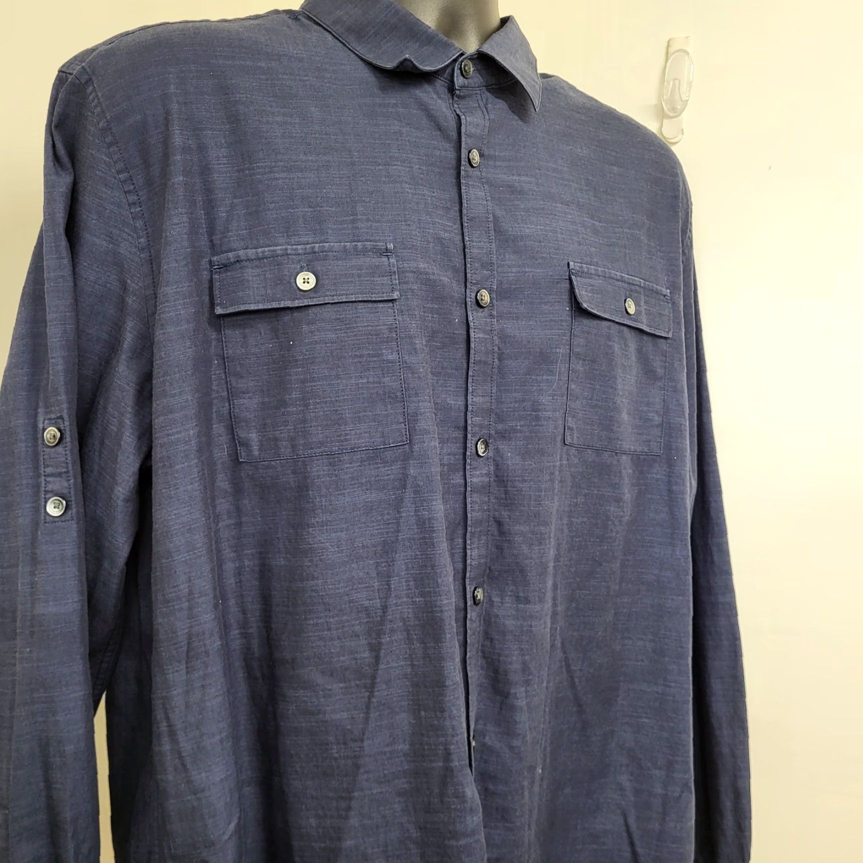 Calvin Klein Calvin Klein Shirt Men’s XL/TG Blue Slim Fit Two Front Pocket Button-Down 90s City Classic Designer Size US XL / EU 56 / 4 - 3 Thumbnail