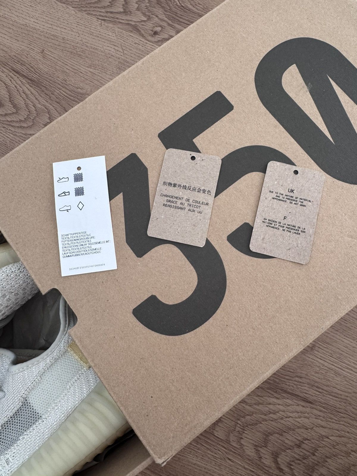 Adidas Adidas Yeezy Boost 350 V2 Light Size US 7 / EU 40 - 16 Thumbnail