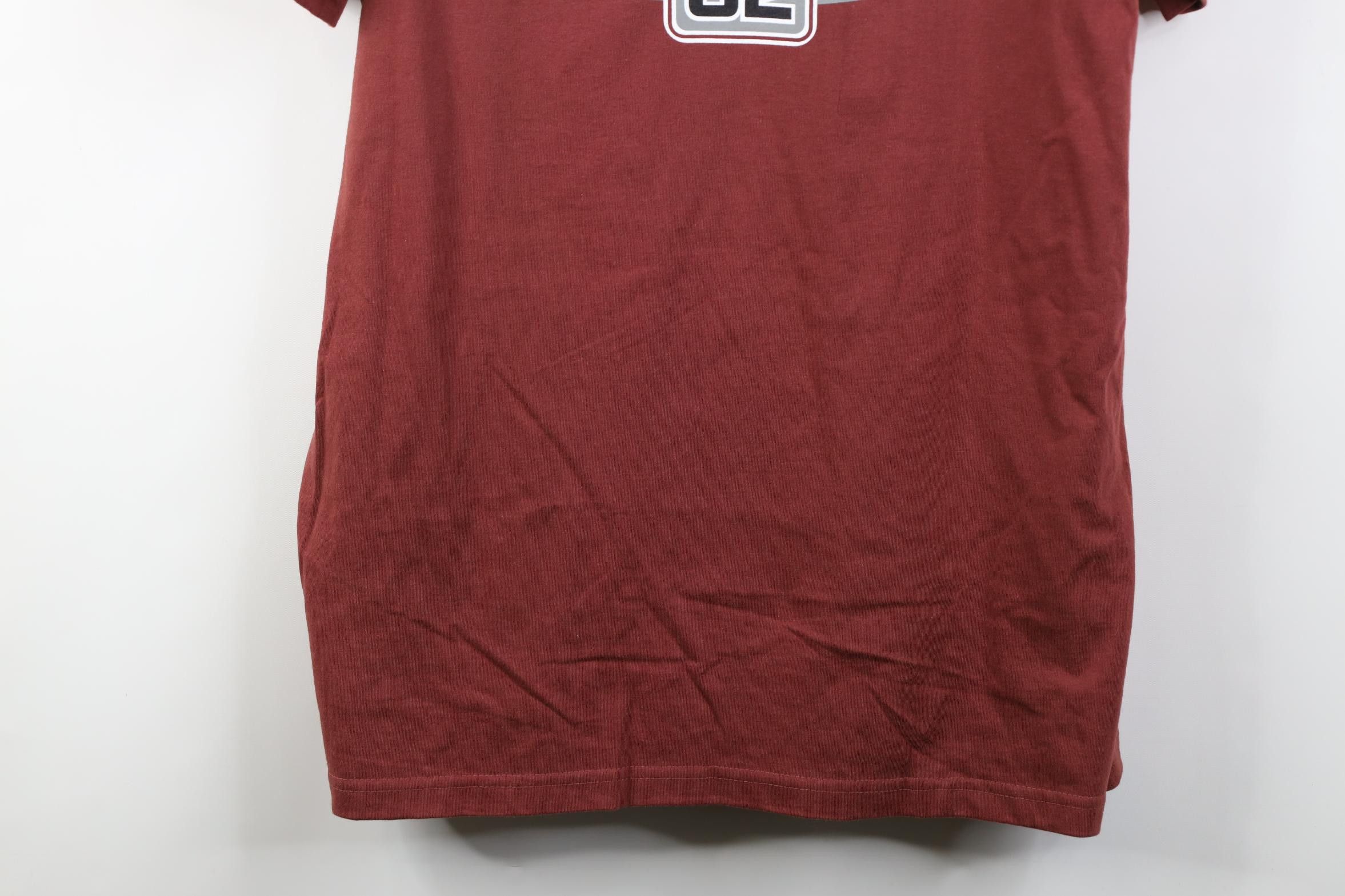 Vintage Vintage 90s Y2K Lugz Heavyweight T-Shirt Red Cotton USA Size US L / EU 52-54 / 3 - 3 Thumbnail