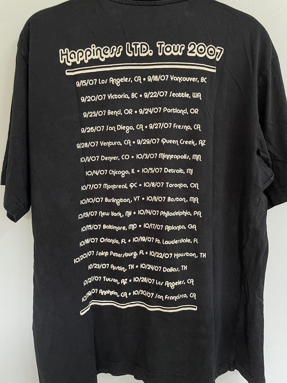 Band Tees Vintage y2k Hot Hot Heat rock band 2007 tour t shirt Size US L / EU 52-54 / 3 - 4 Thumbnail