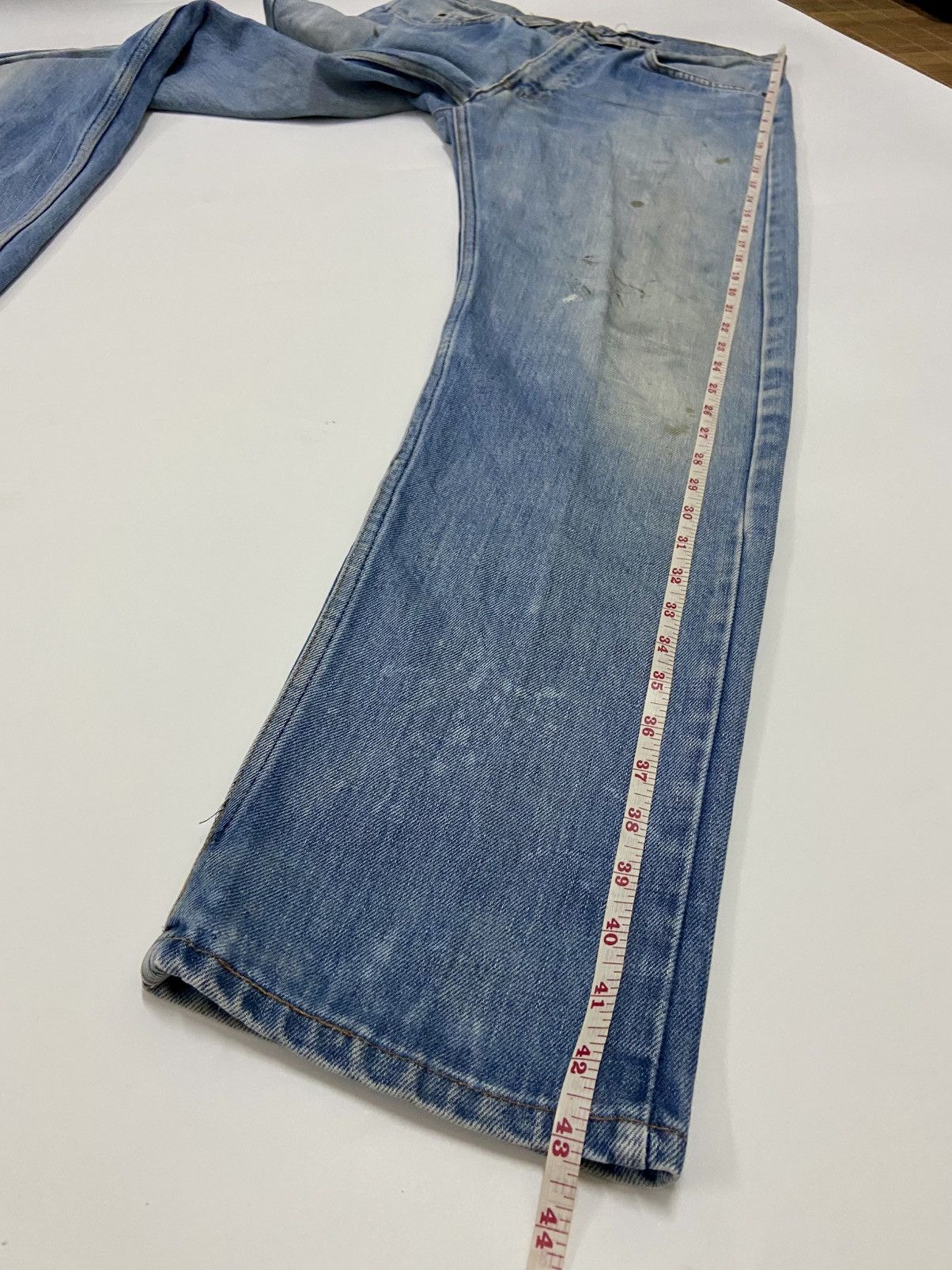 Levi's Vintage Clothing VINTAGE DISTRESSED LEVI'S 505 ORANGE TAB Size US 33 - 15 Thumbnail