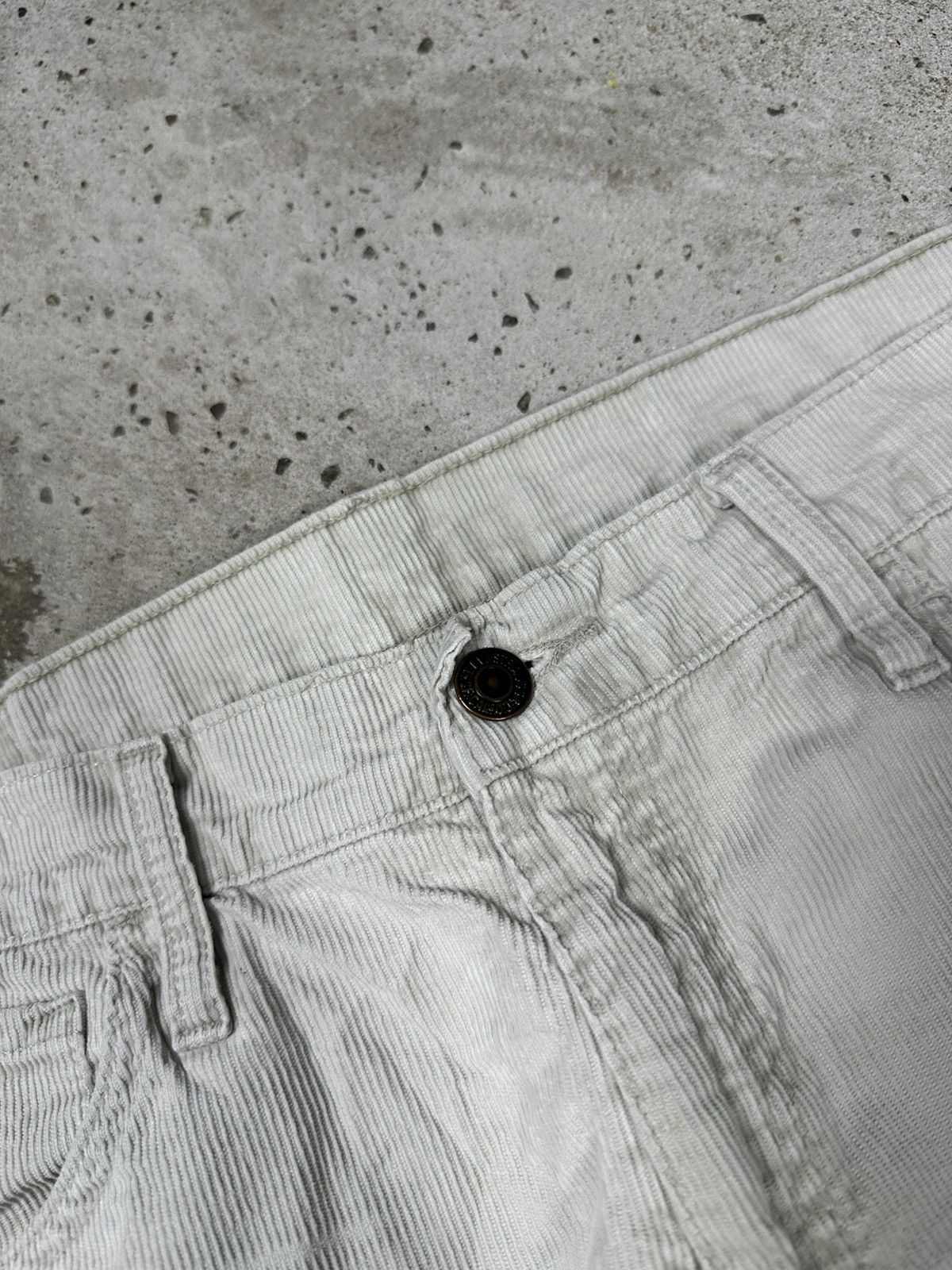 Levi's Vintage 2003 Levi’s 507 Flare Corduroy Pants Denim Jeans Size US 34 / EU 50 - 8 Thumbnail