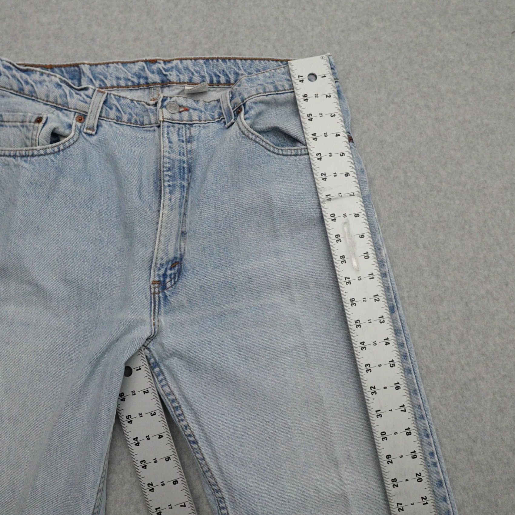 Levi's VTG Levi’s 505 Mens Jeans 38 (38X29) Light Blue Straight Denim 90s Blue Mens Size US 38 / EU 54 - 7 Thumbnail