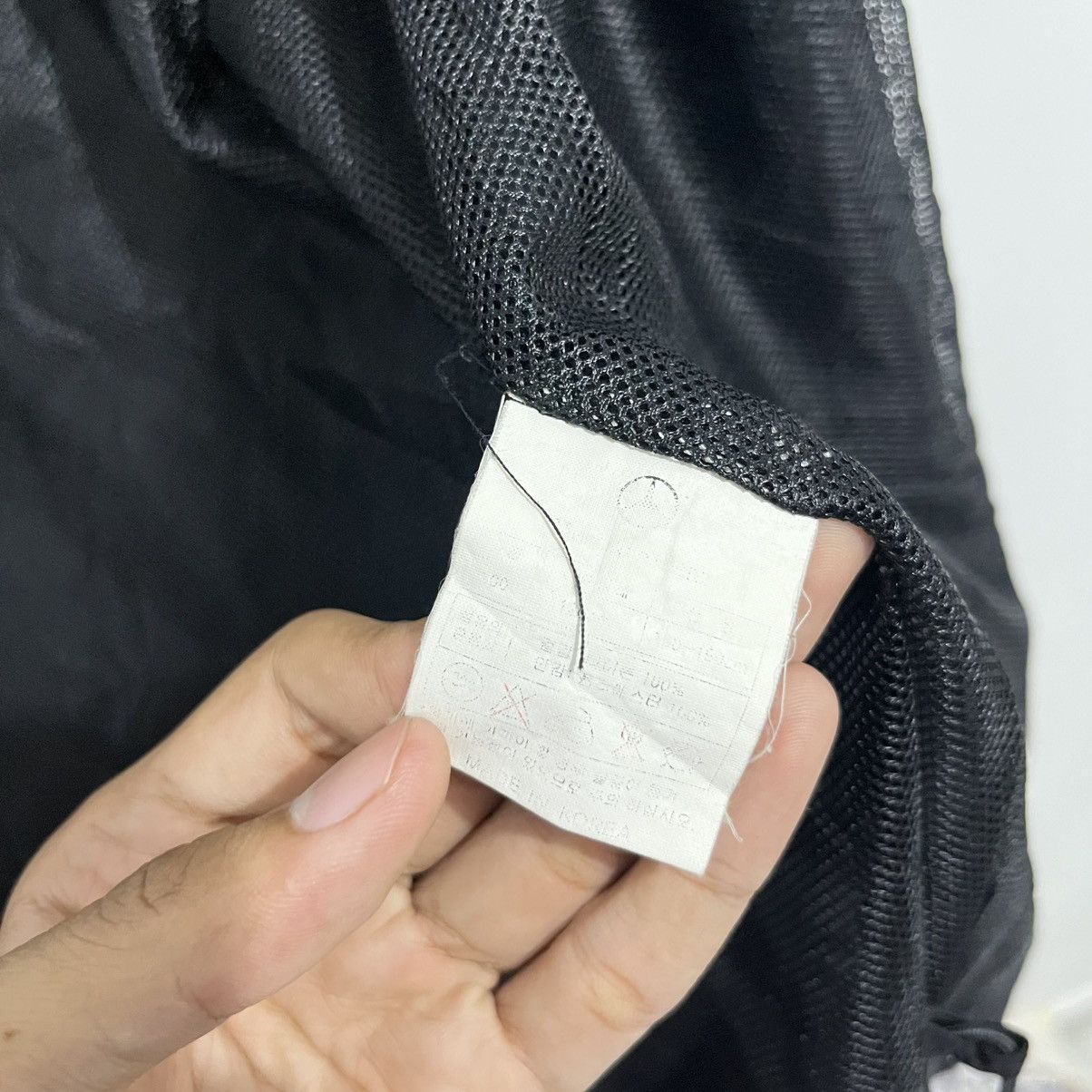 Mercedes-Benz Mercedes-Benz Windbreaker Jacket Minimalist Logo Size US L / EU 52-54 / 3 - 11 Thumbnail