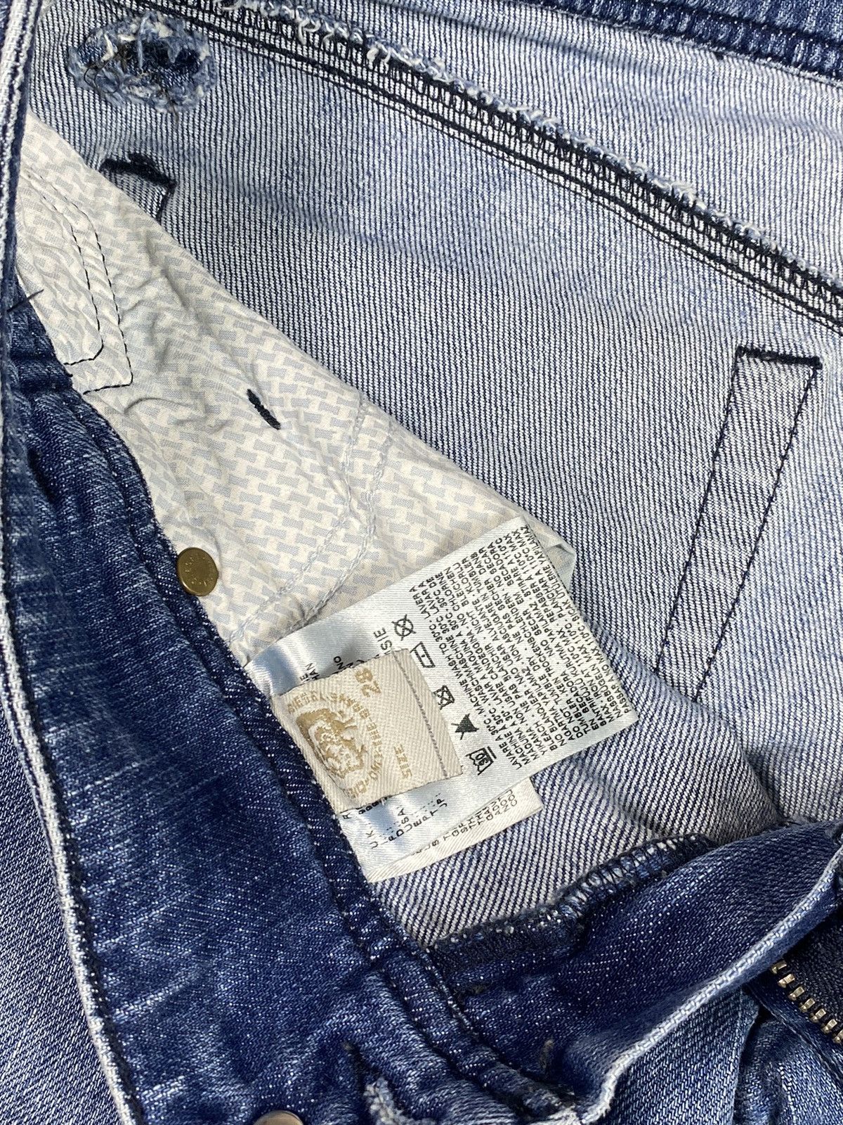Diesel Vintage Y2K Diesel jeans denim streetwear style size 28 Size 28" / US 6 / IT 42 - 7 Thumbnail