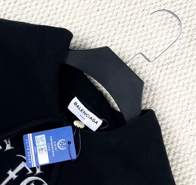Balenciaga Balenciaga Distressed Sanskrit Embroidered Letter Logo Hoo Size US L / EU 52-54 / 3 - 3 Thumbnail