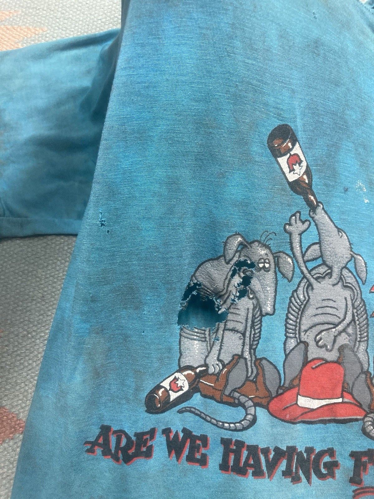 Vintage 80s t shirt Houston Texas armadillos distressed thras thin L Size US L / EU 52-54 / 3 - 5 Thumbnail