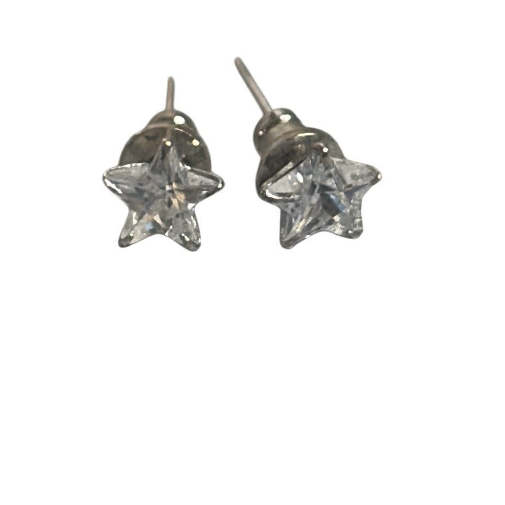 Other Gem Blossoms Cubic Zirconia CZ Star Stainless Steel Stud Ear Size ONE SIZE - 1 Thumbnail