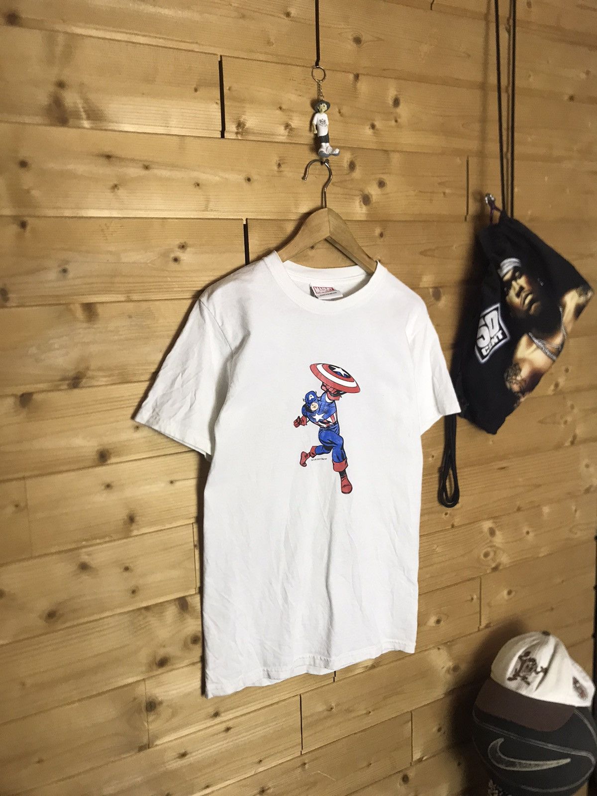 Marvel Comics Vintage 2002 Marvel Captain America t-shirt Size US S / EU 44-46 / 1 - 2 Thumbnail