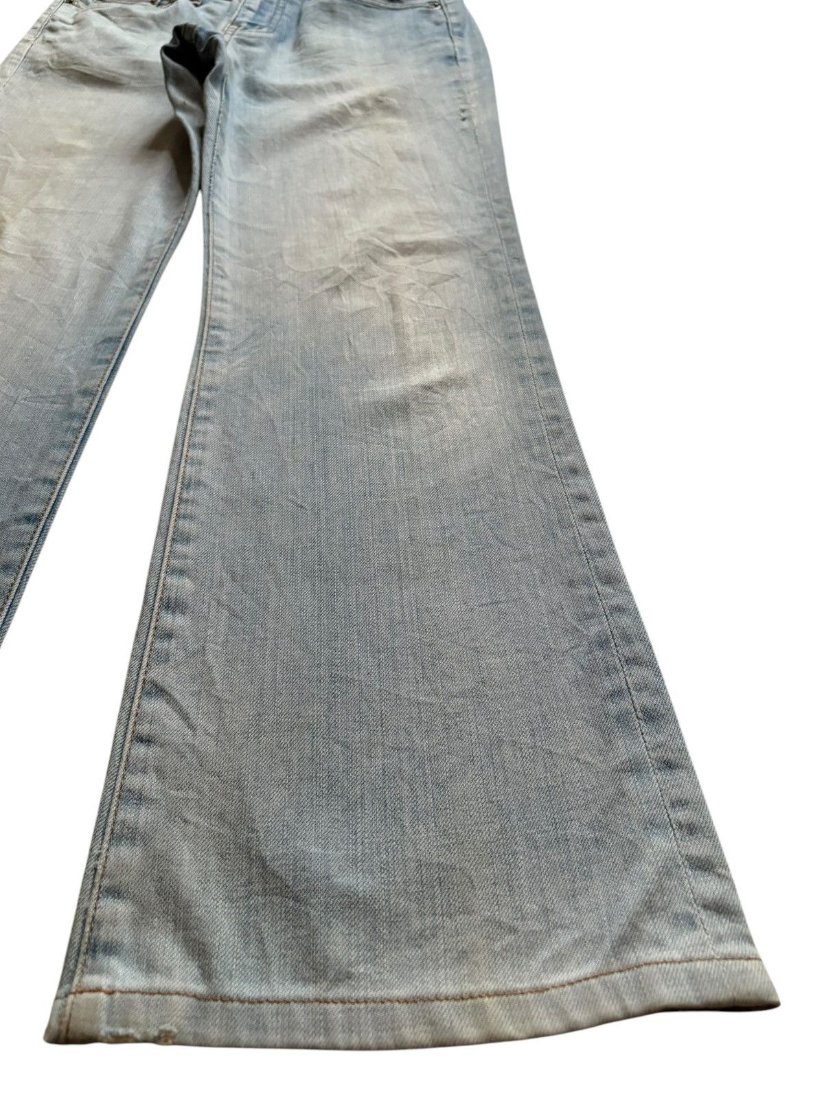 Japanese Brand × Marni × Uniqlo Vintage Japanese Uniqlo Stone Wash Patched Flare Jeans Size 28" / US 6 / IT 42 - 7 Thumbnail