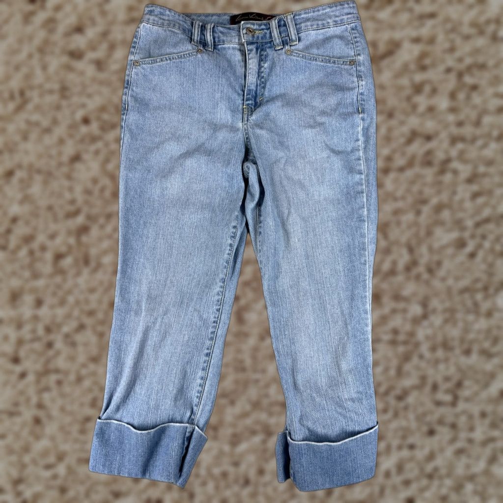 Gloria Vanderbilt Gloria Vanderbilt Capri Pants Womens 8 Blue Denim Light Wash Stretch 5-Pocket Regular Fit Size 30" / US 8 / IT 44 - 1 Thumbnail