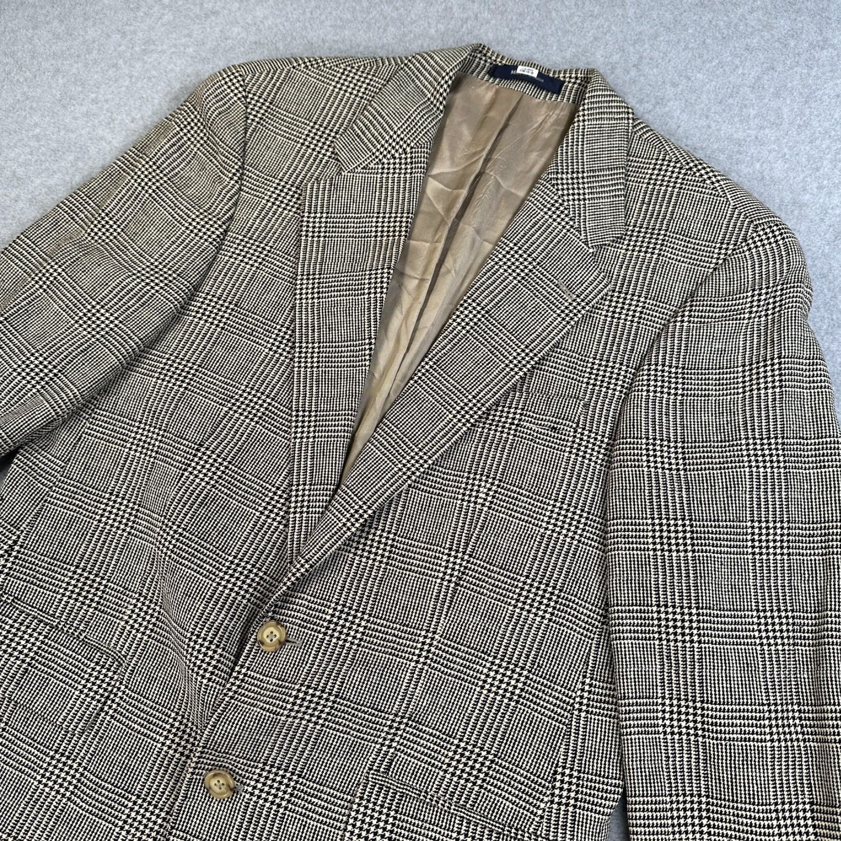 Ralph Lauren Ralph Lauren Sport Coat Jacket Men L Beige Check Two-Button Blazer 2 Piece Notch Lapel Canada Size 42R - 2 Thumbnail